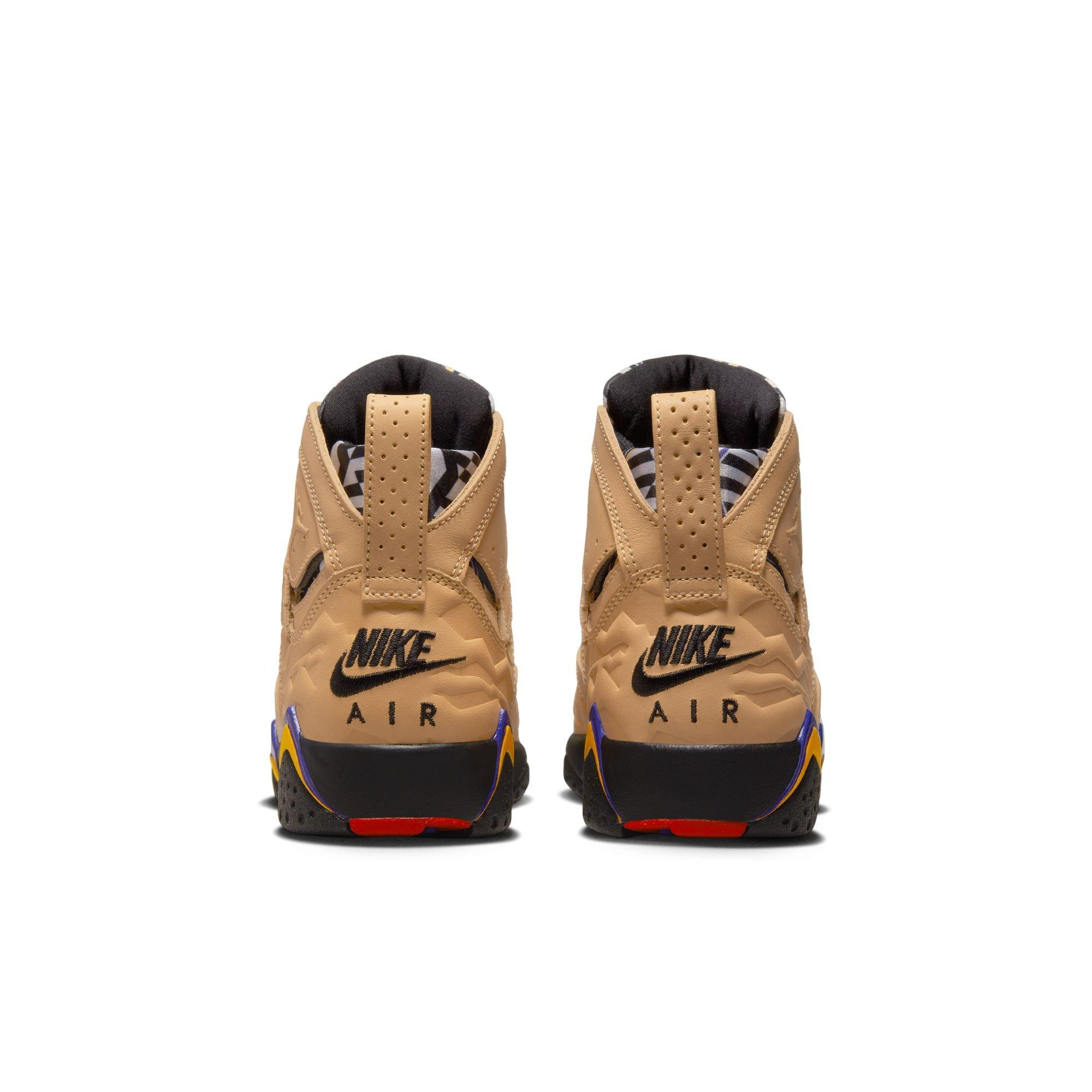 Sneaker Steal on X: AIR JORDAN 7 RETRO BUCKS “RAY ALLEN” $112.46    / X