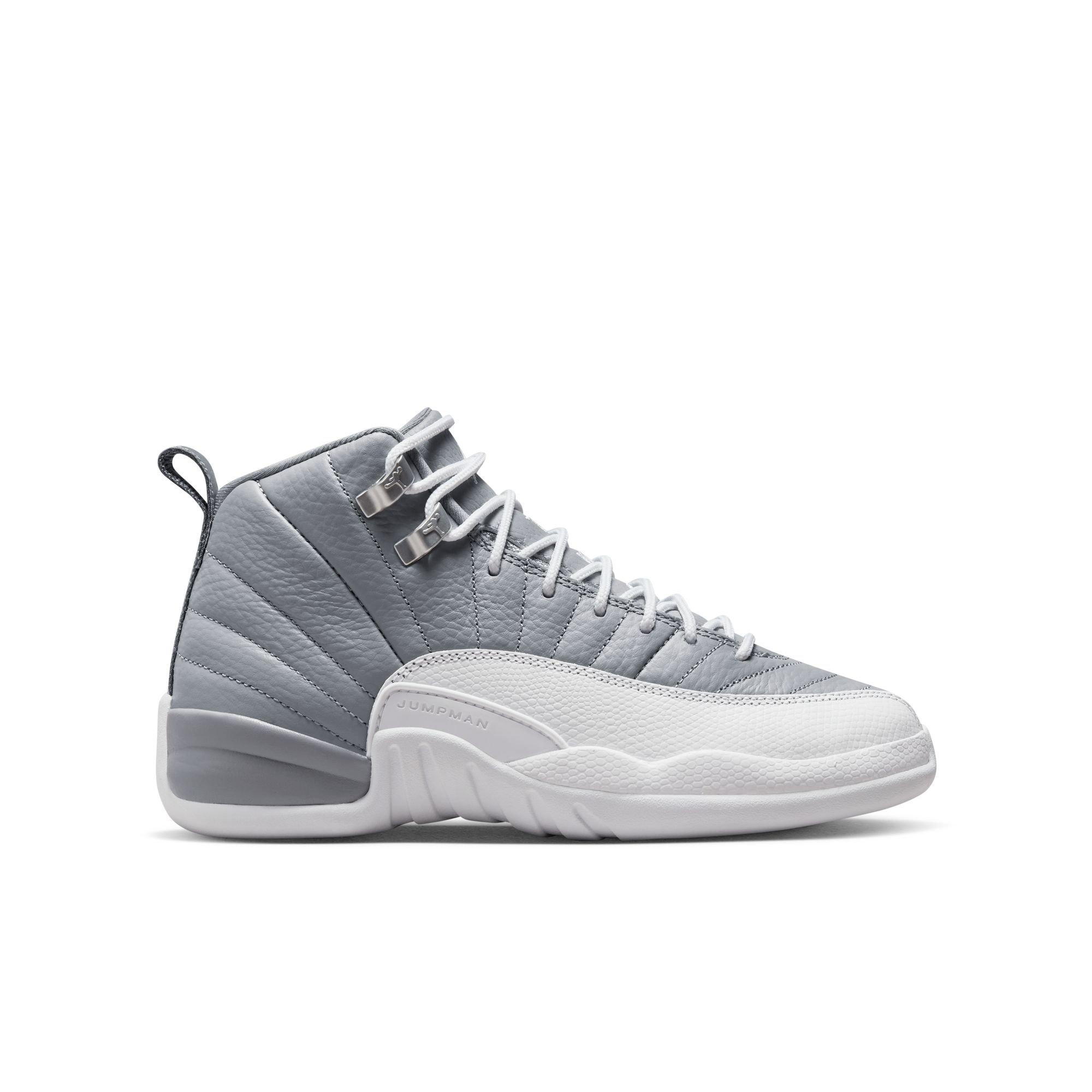 grey and white jordan 12 outfit