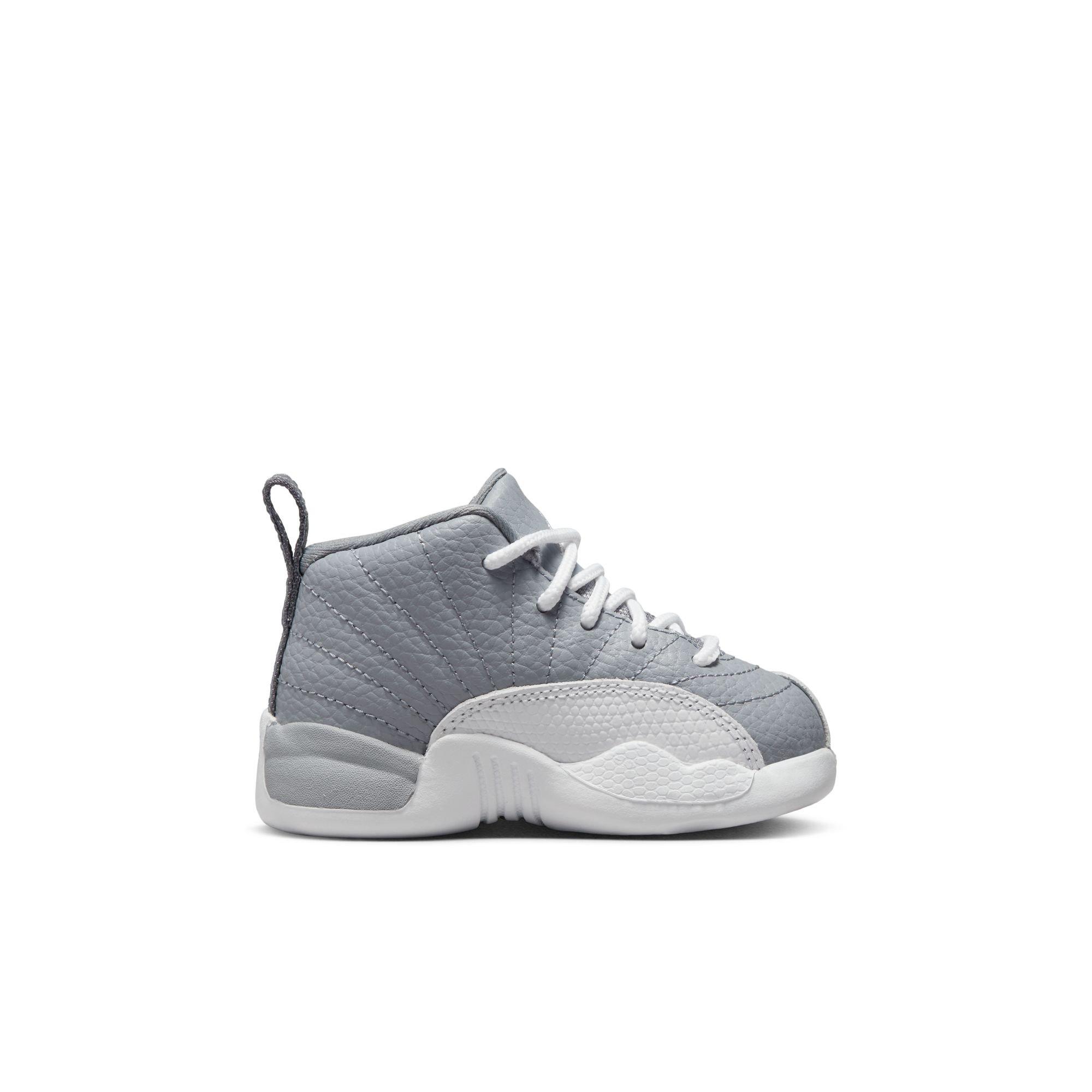 Jordans 12 store grey and white