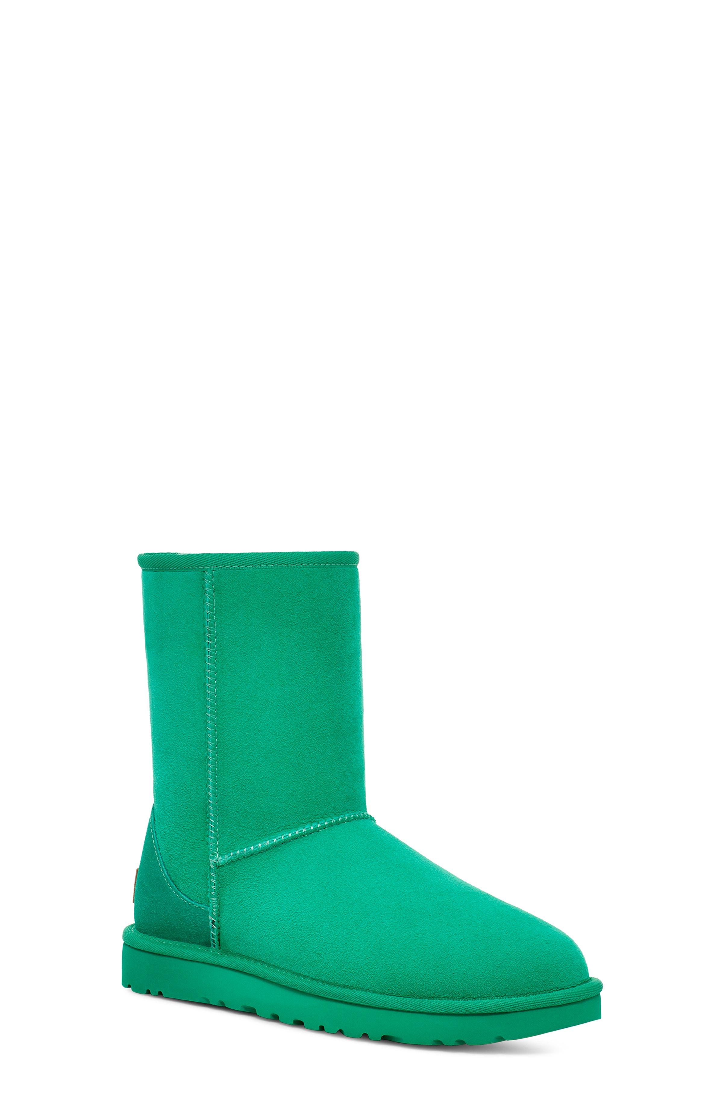 Light green hot sale uggs