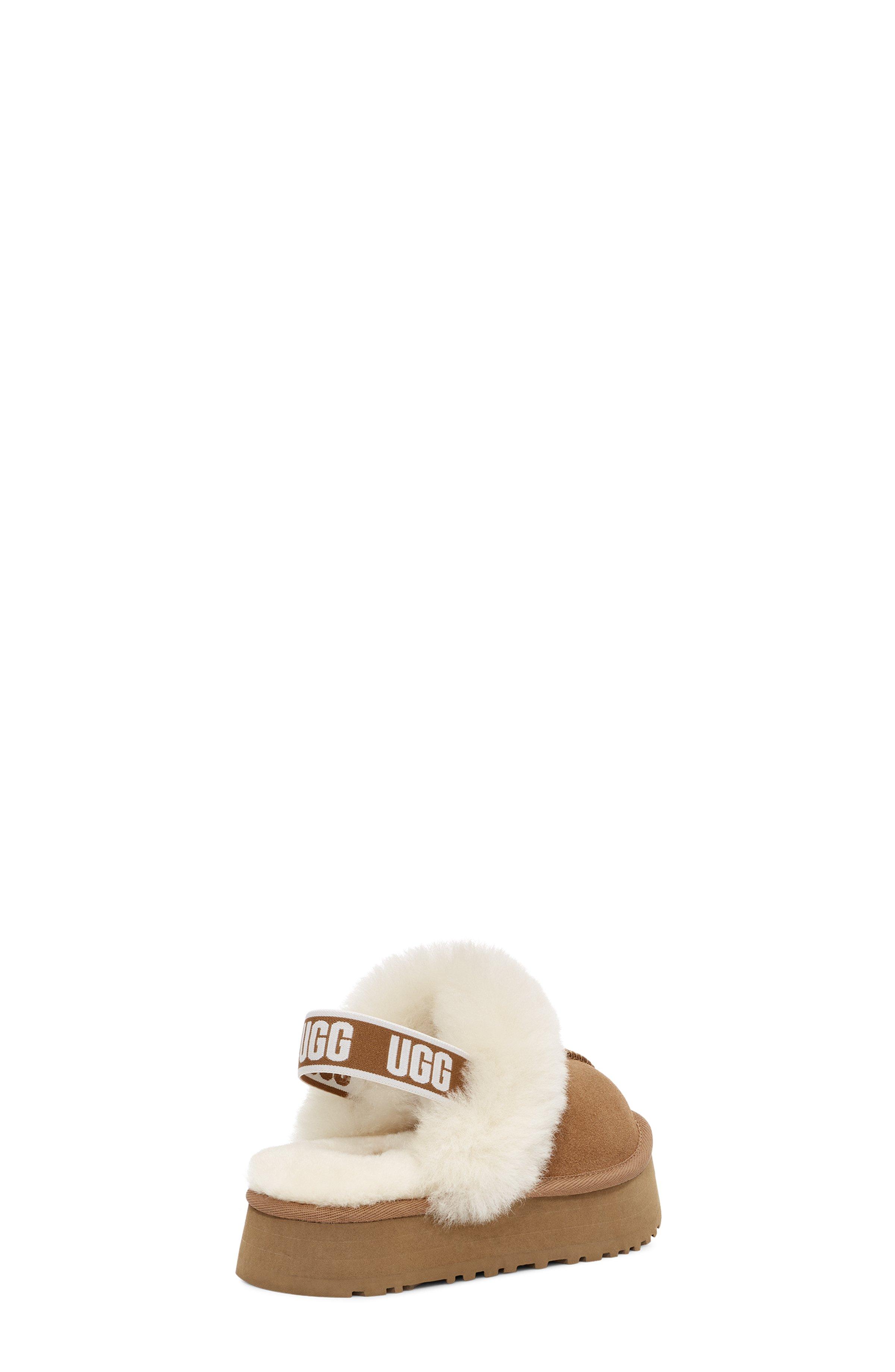 UGG Funkette Grade School Girls' "Chestnut" Slide
