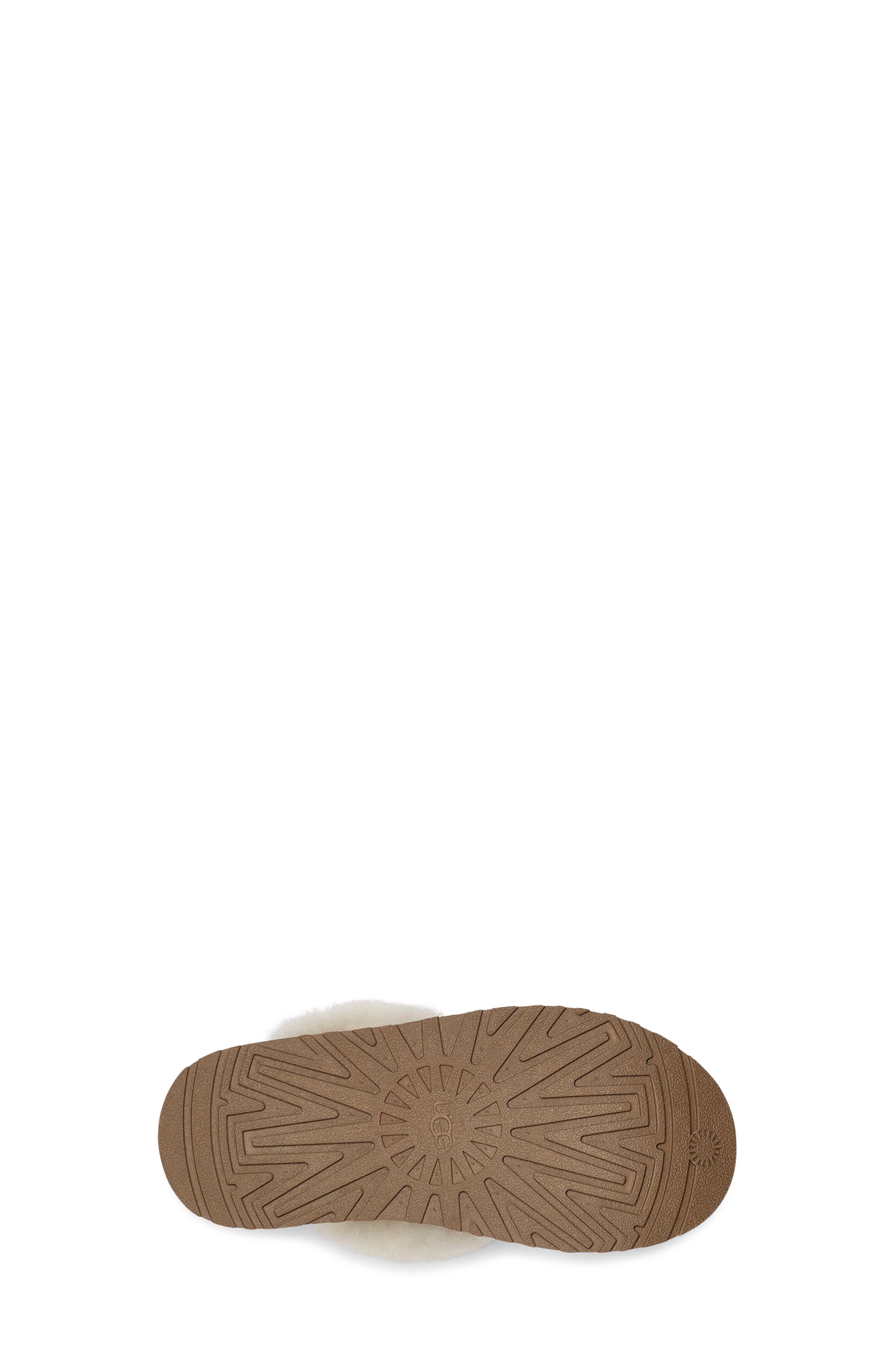 UGG Funkette Grade School Girls' "Chestnut" Slide