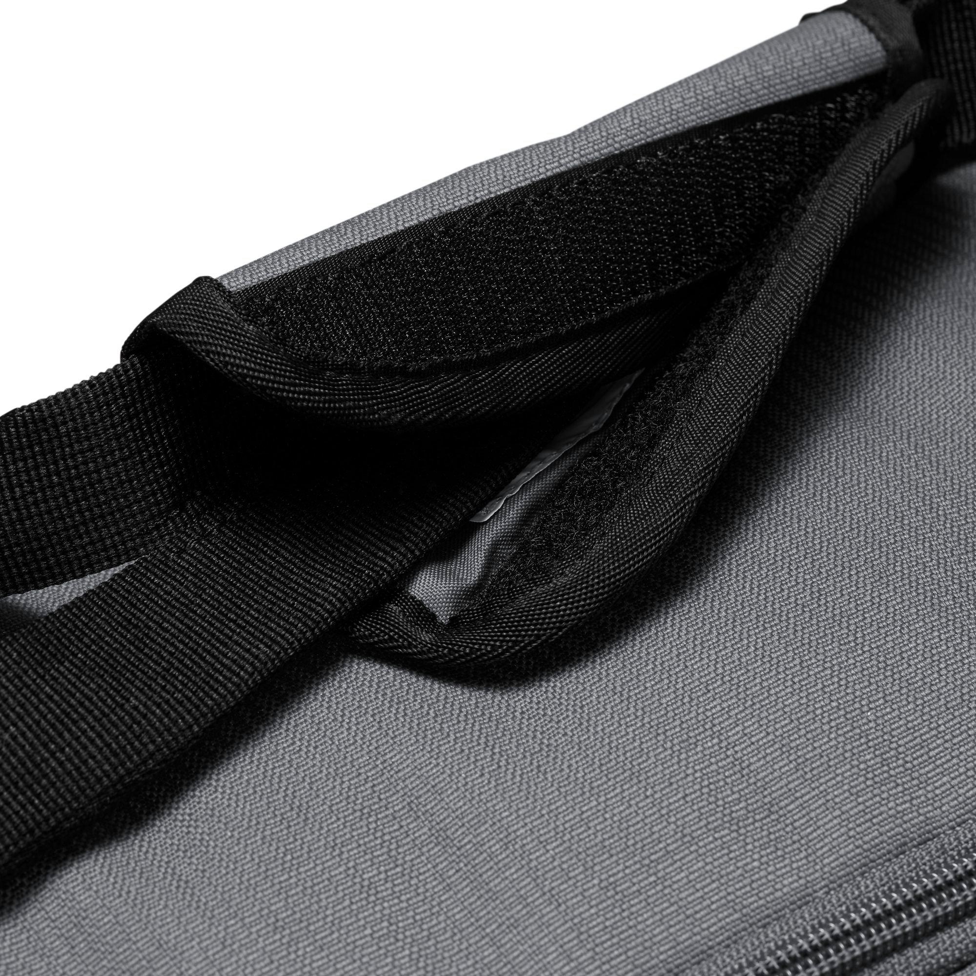 Nike Brasilla 9.5 Training Duffel Medium Grey/Black Bag