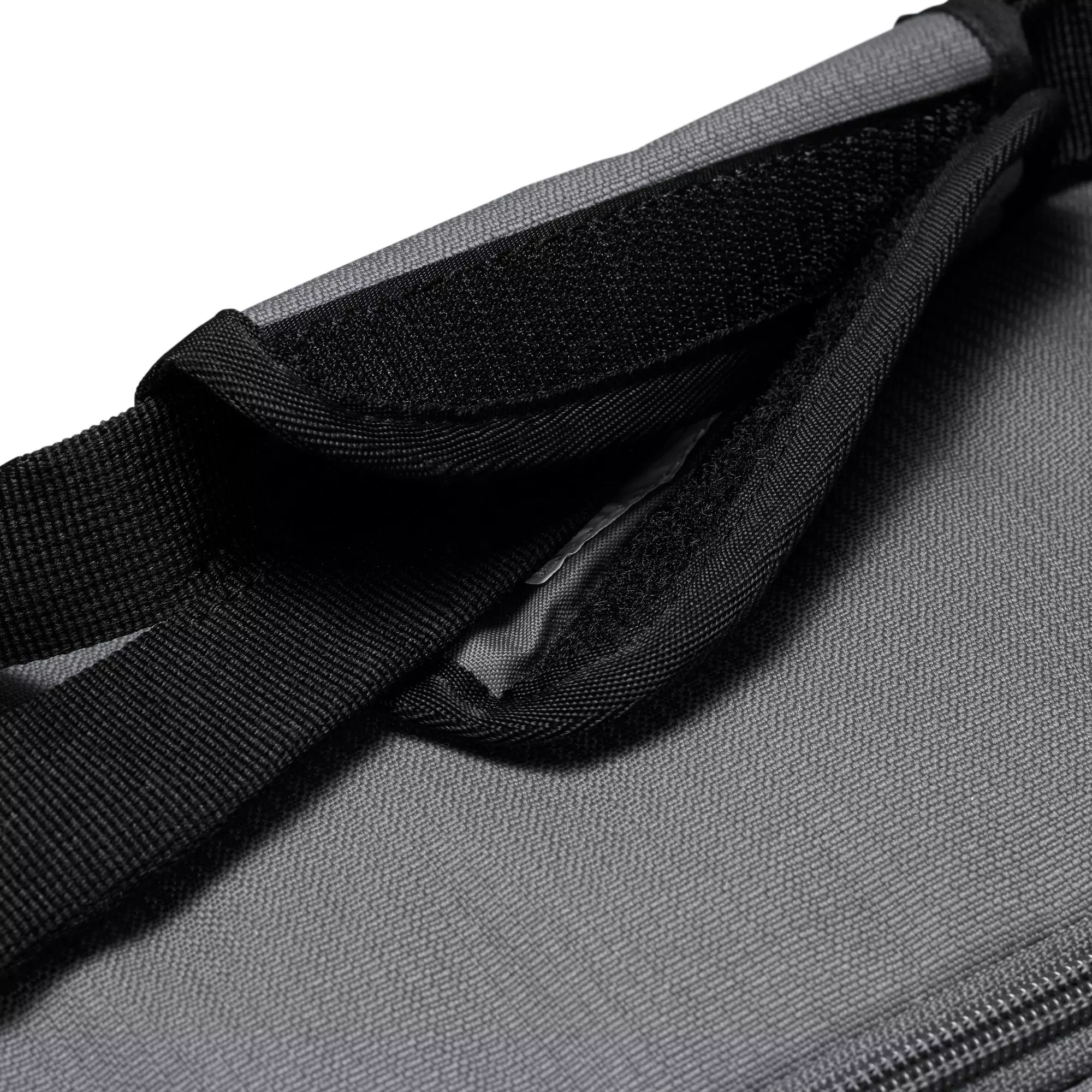Nike Brasilla 9.5 Training Duffel Bag Medium - Grey/Black - GREY/BLACK