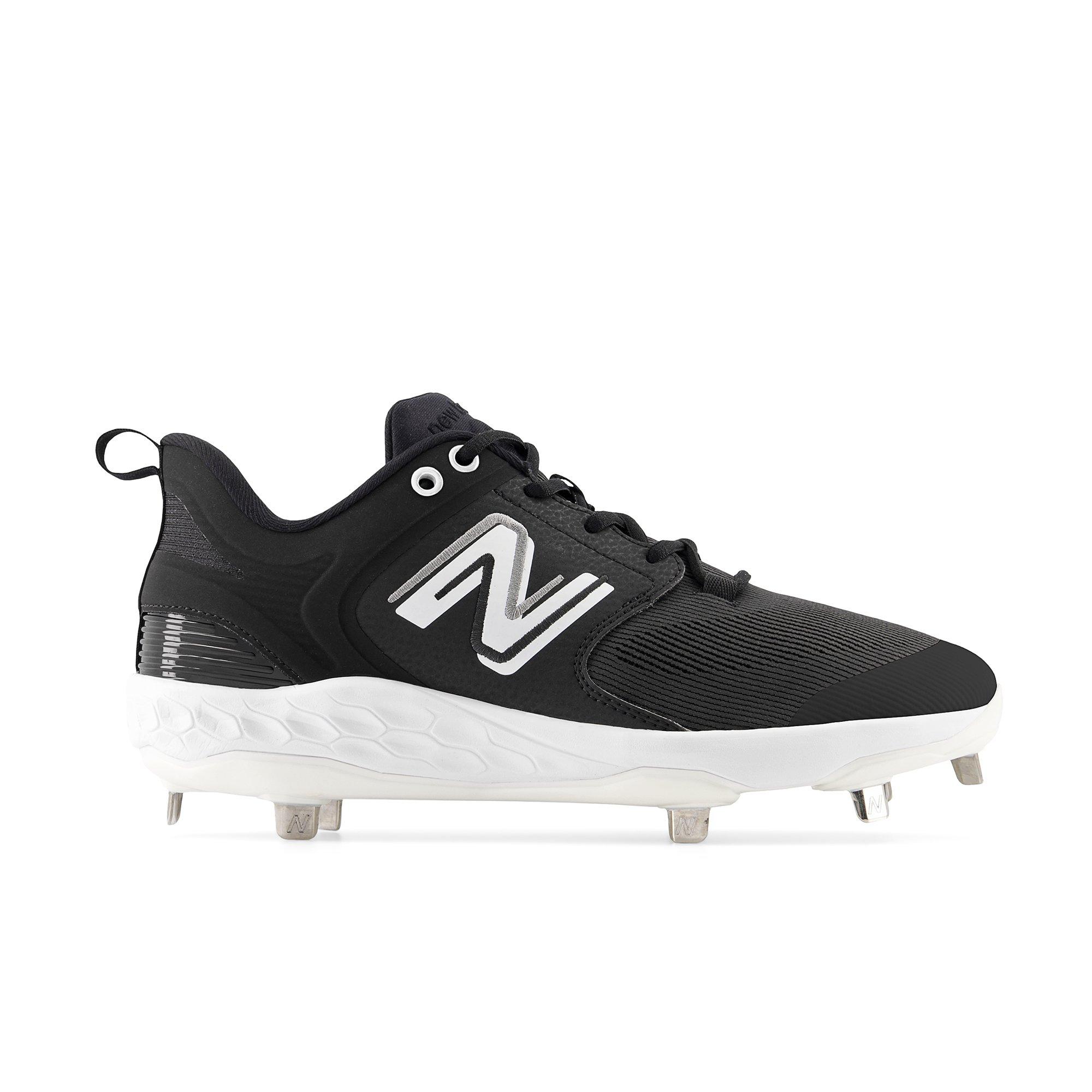 4e wide baseball store cleats