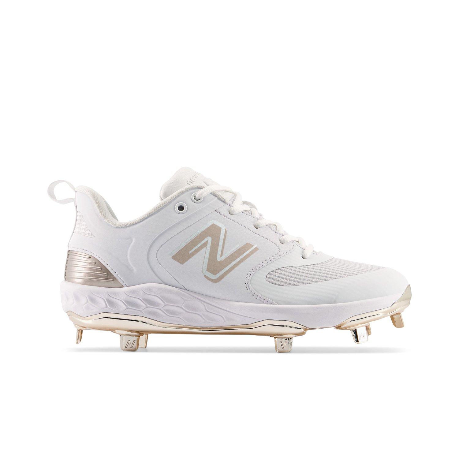 Gold and white 2025 new balance cleats