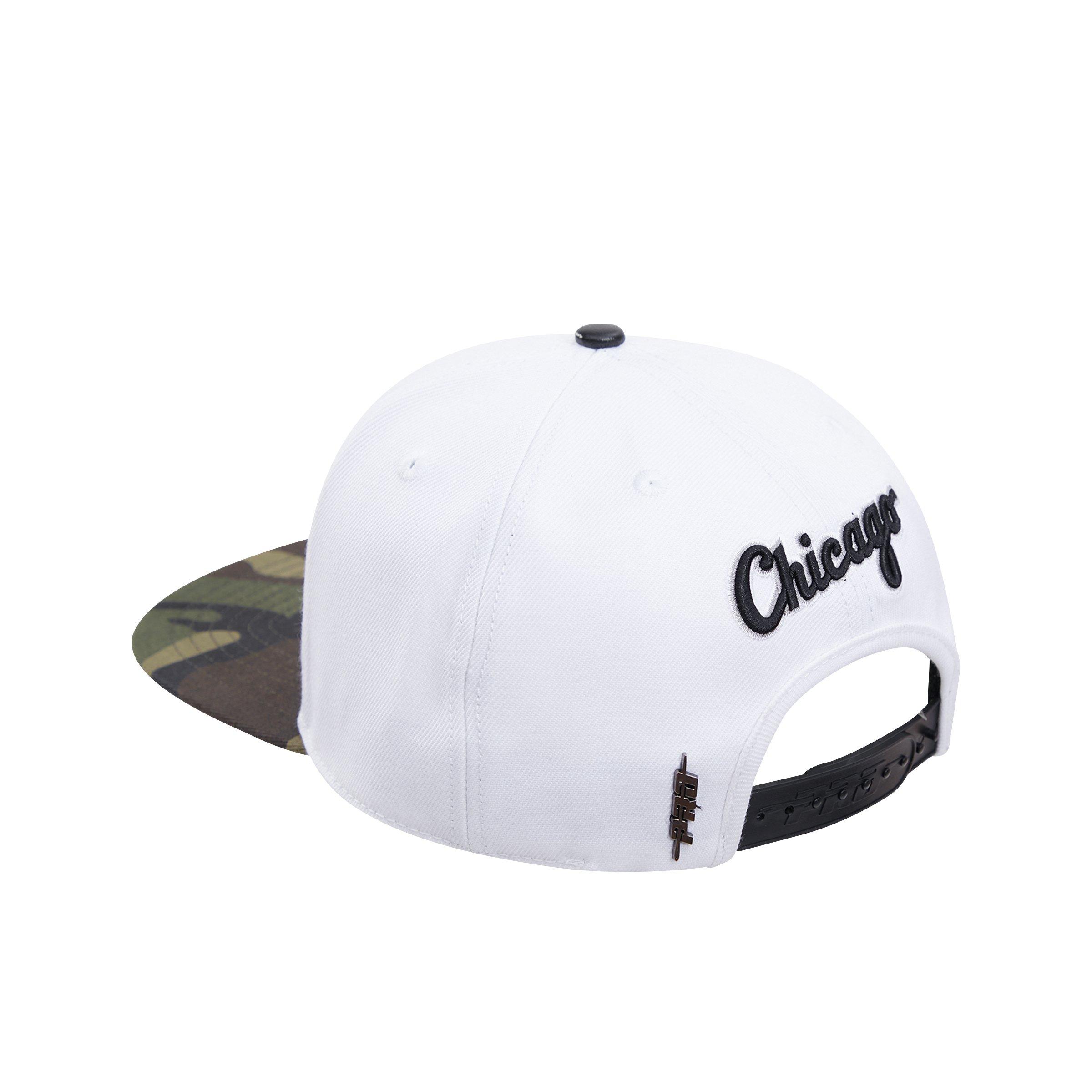 Men's Chicago White Sox Pro Standard White/Black Logo Snapback Hat