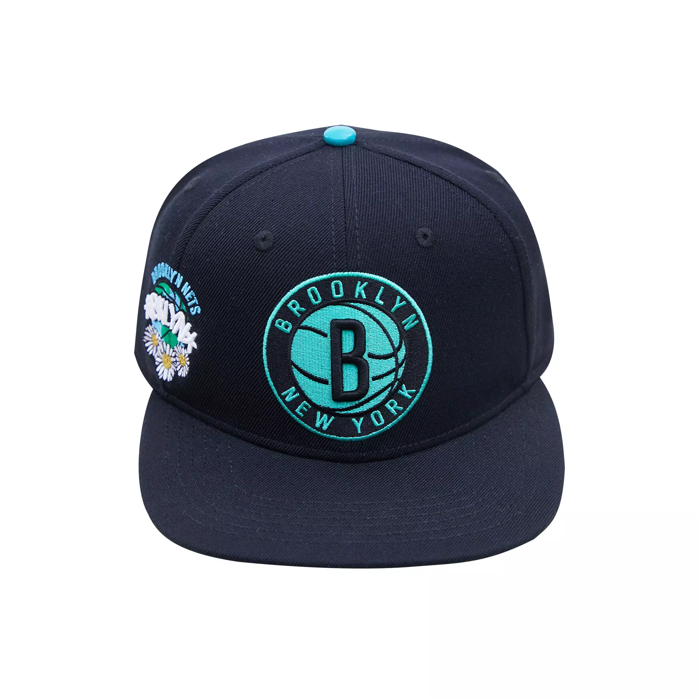 Pro Standard Brooklyn Nets Global Snapback Hat - BLACK