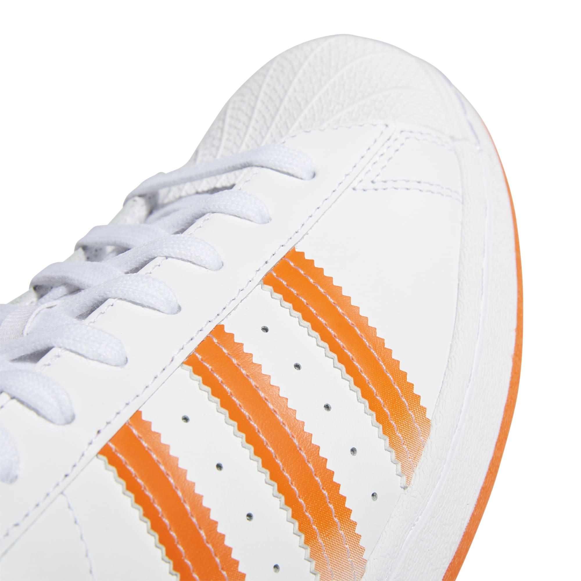 Adidas superstar 2024 white orange