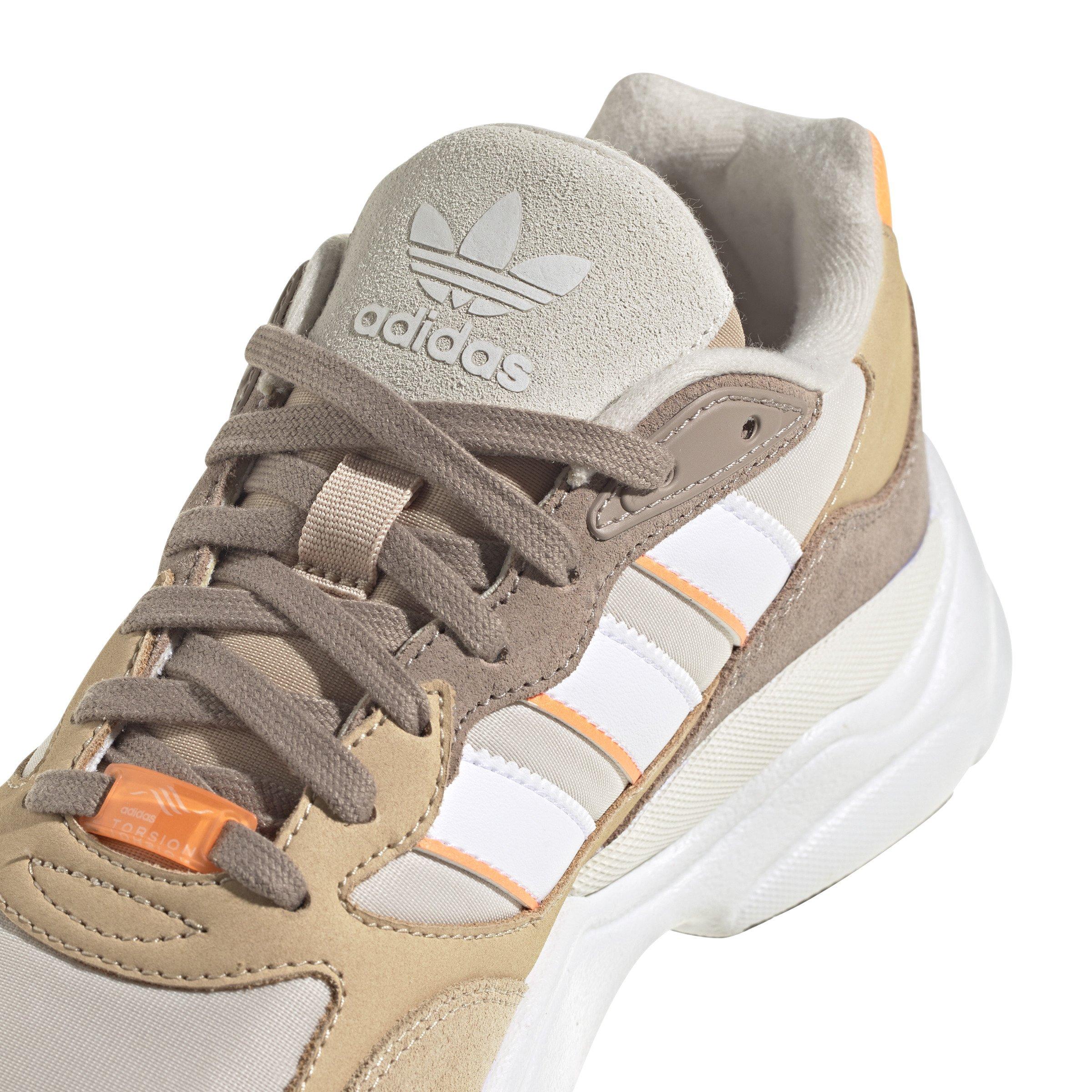  adidas Men's Sneaker, Off White Alumina Magic Grey, 8.5