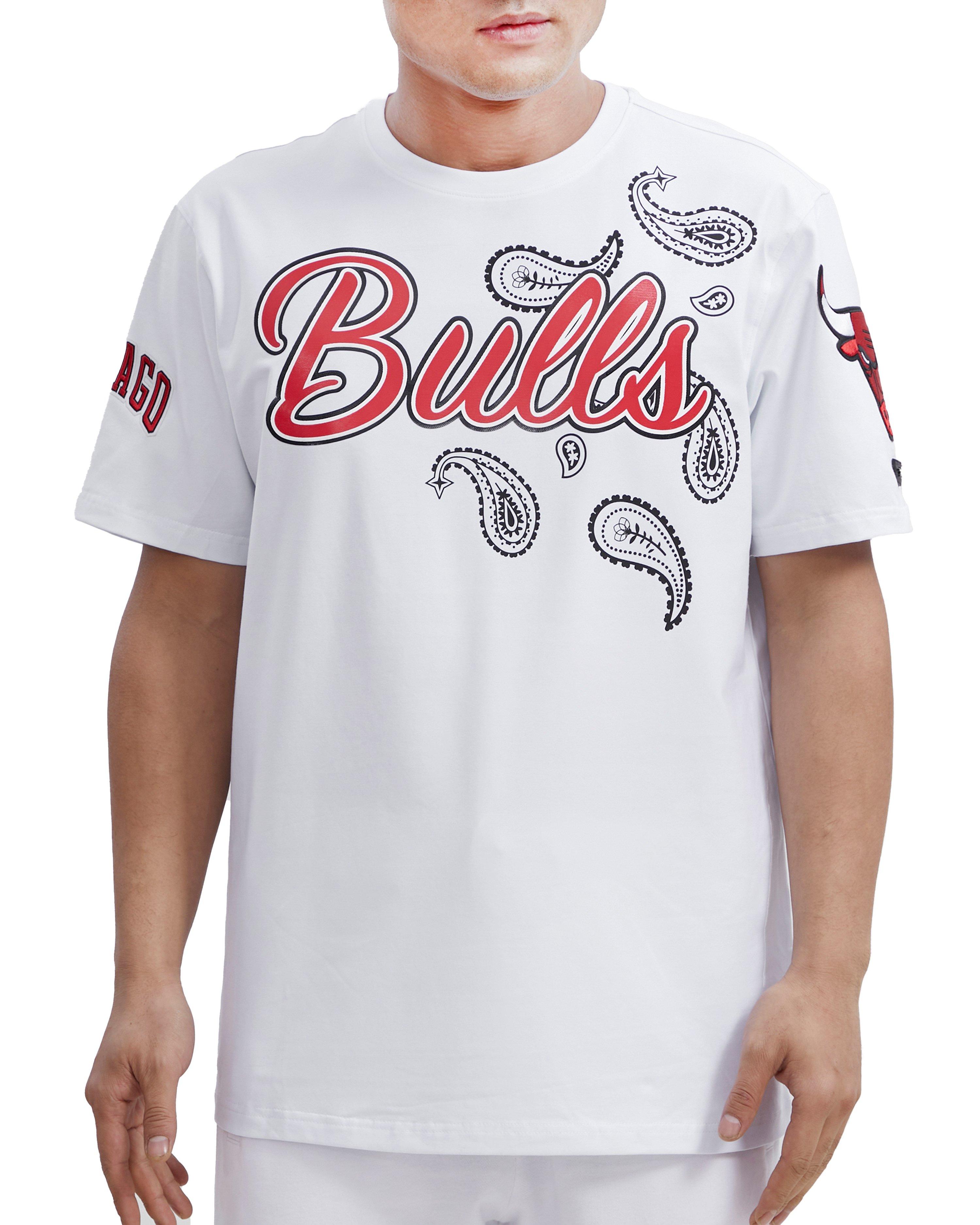 Pro Standard Men's Chicago Bulls Paisley T-Shirt - White - Hibbett