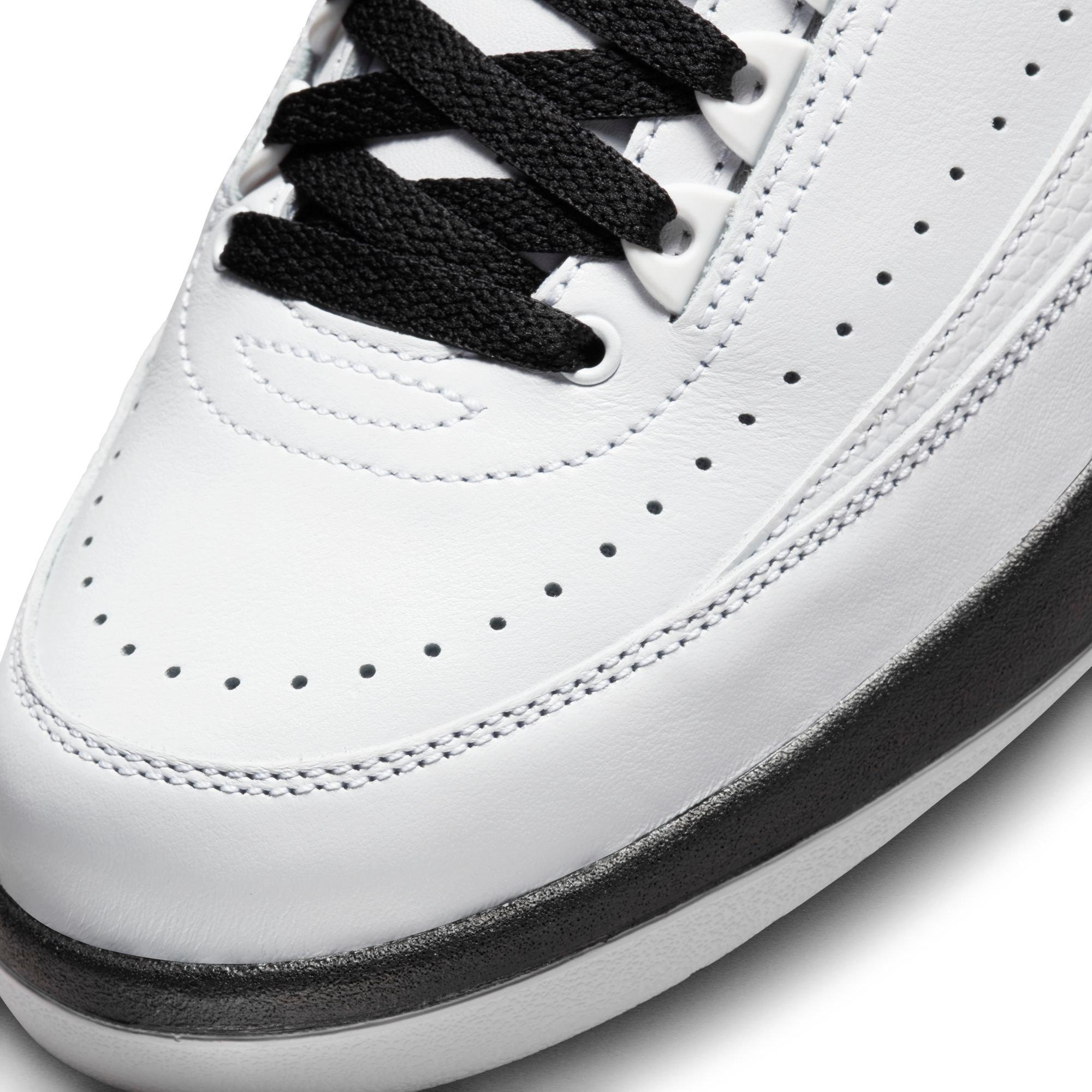 Jordan 2 black and white best sale