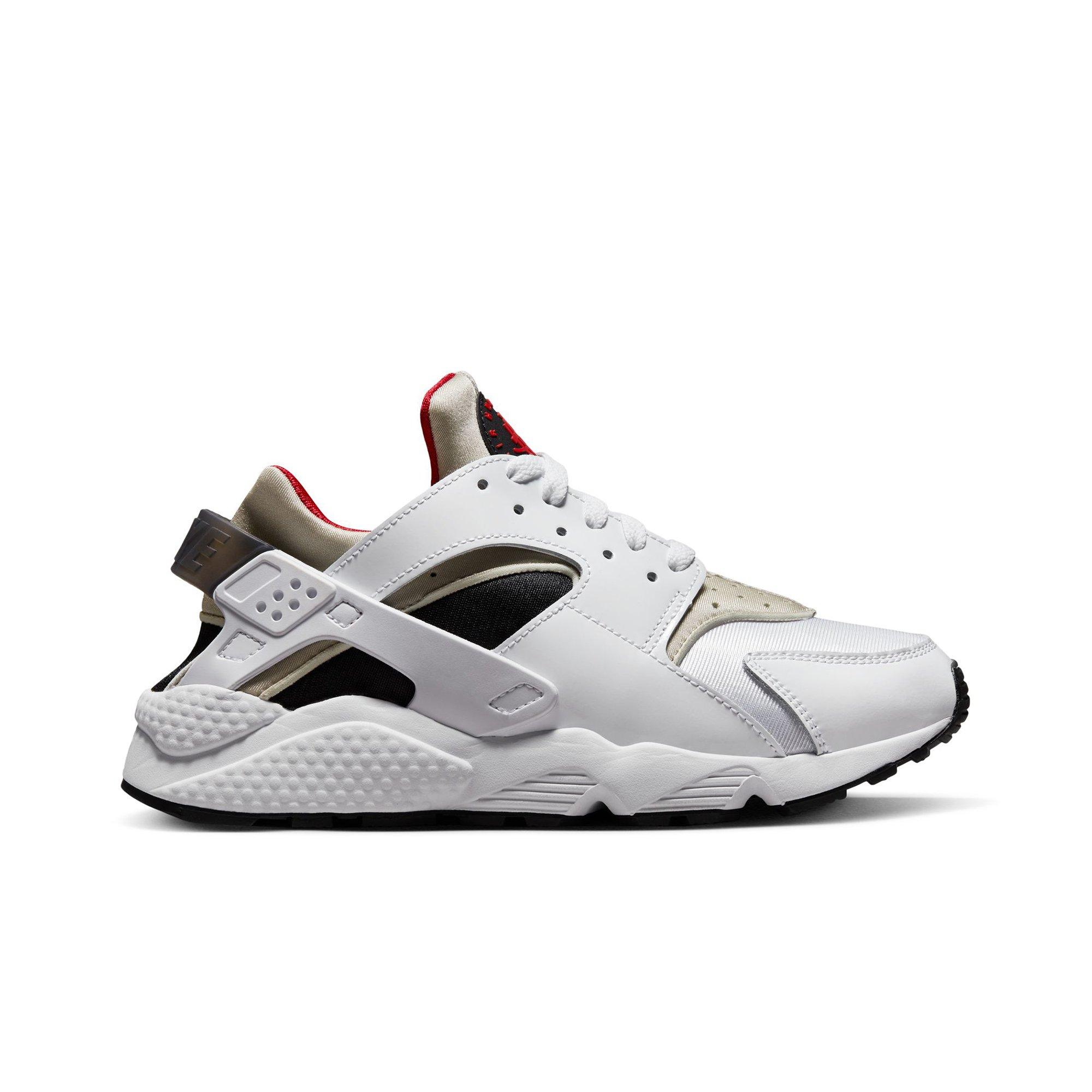 Nike air best sale huarache hibbett sports