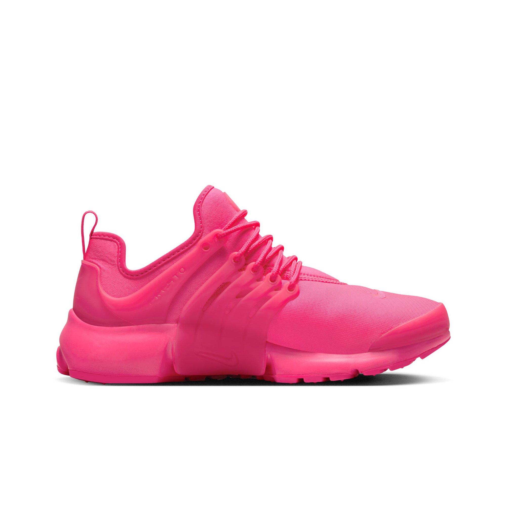 Womens hot 2025 pink nike shoes