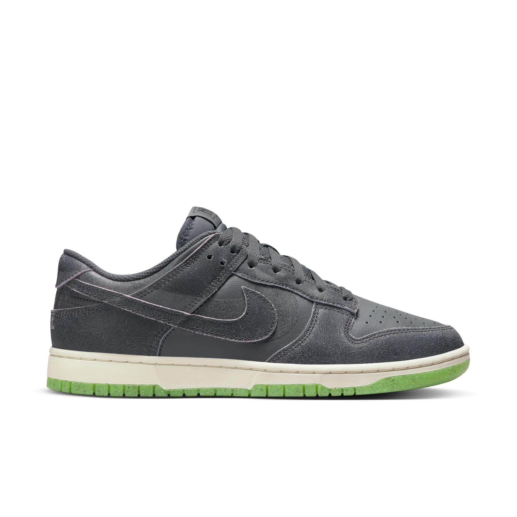 Nike Dunk Low Retro PRM Halloween Men's Shoe