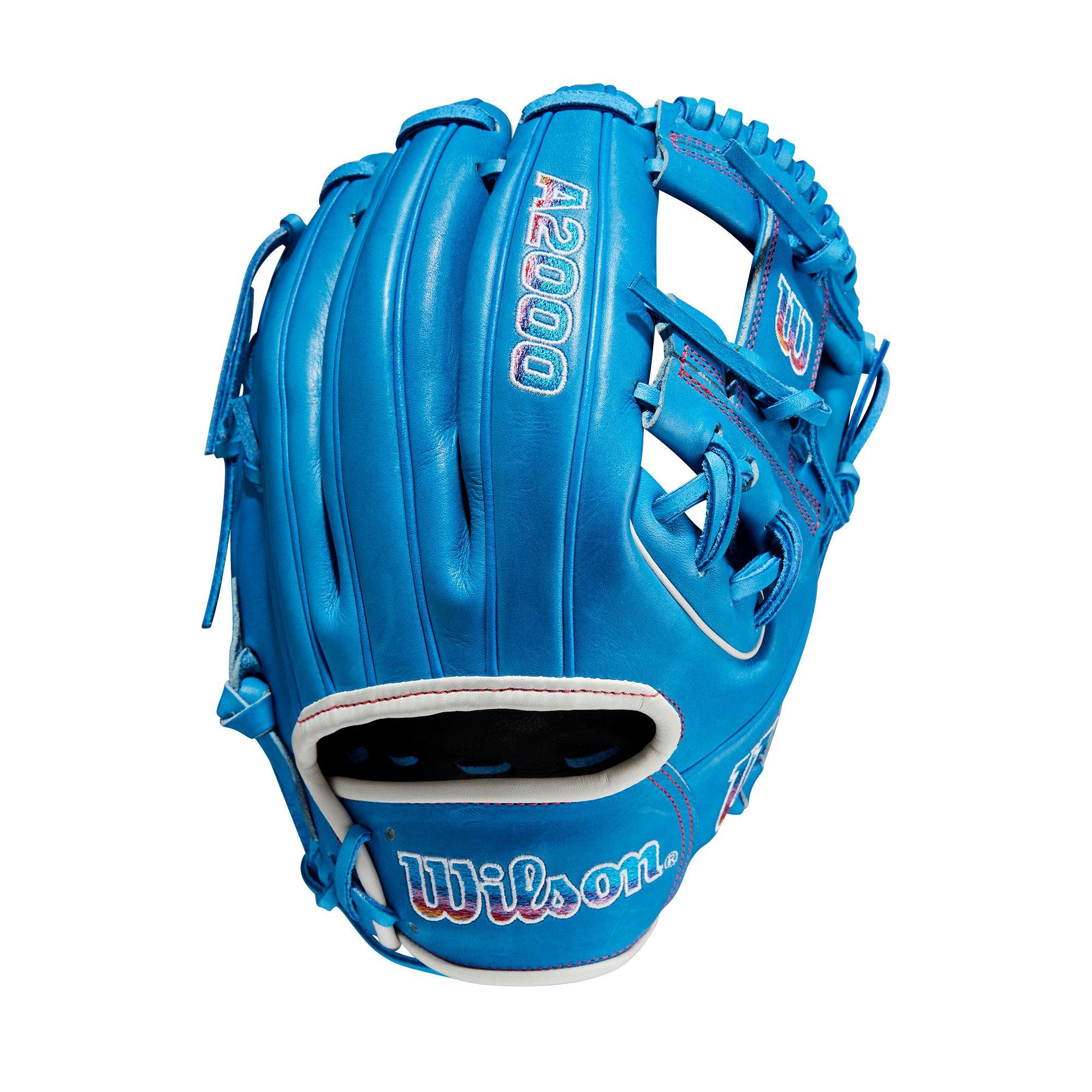 What Pros Wear: Our Favorites from the 2022 Wilson A2000 Glove