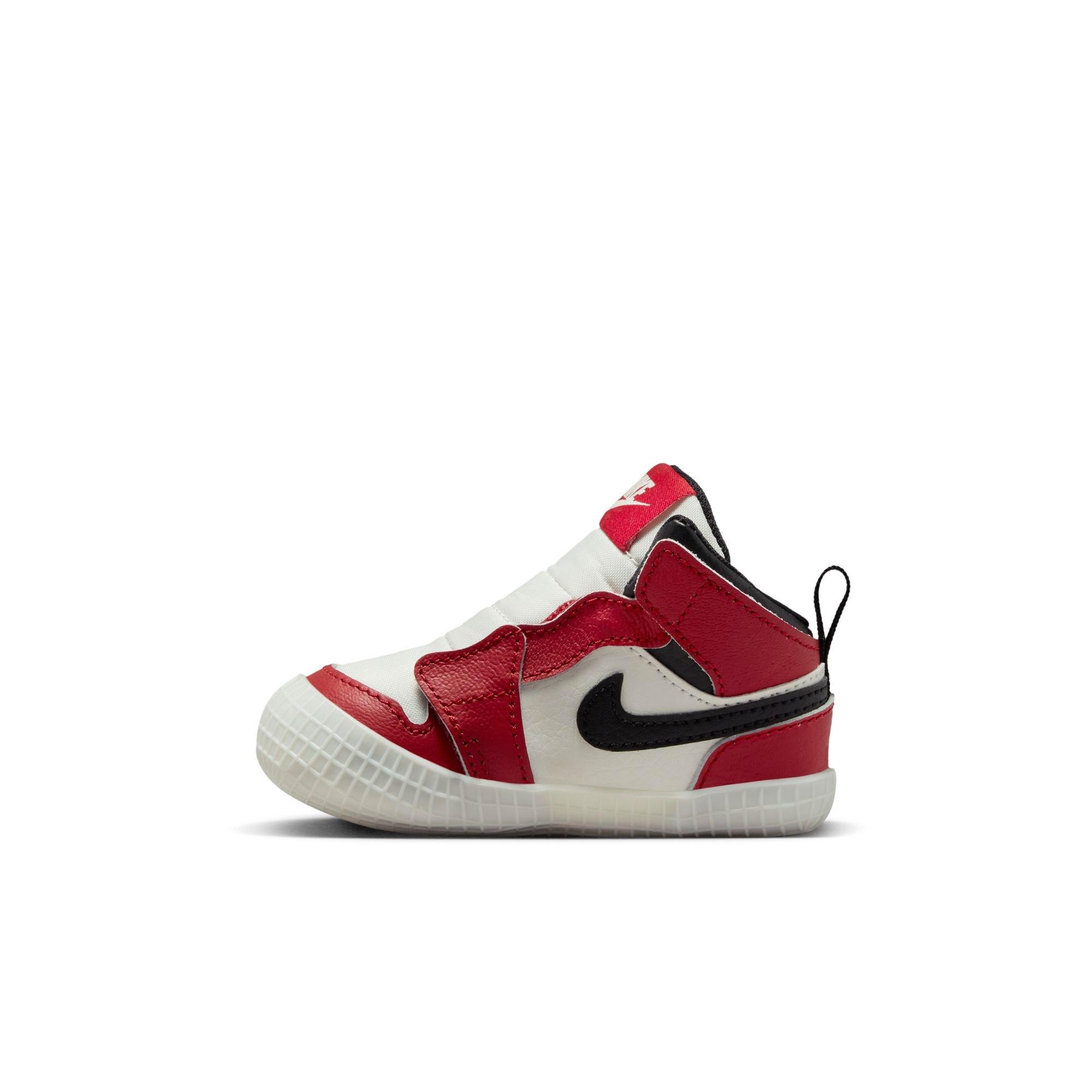 Air jordan best sale baby booties