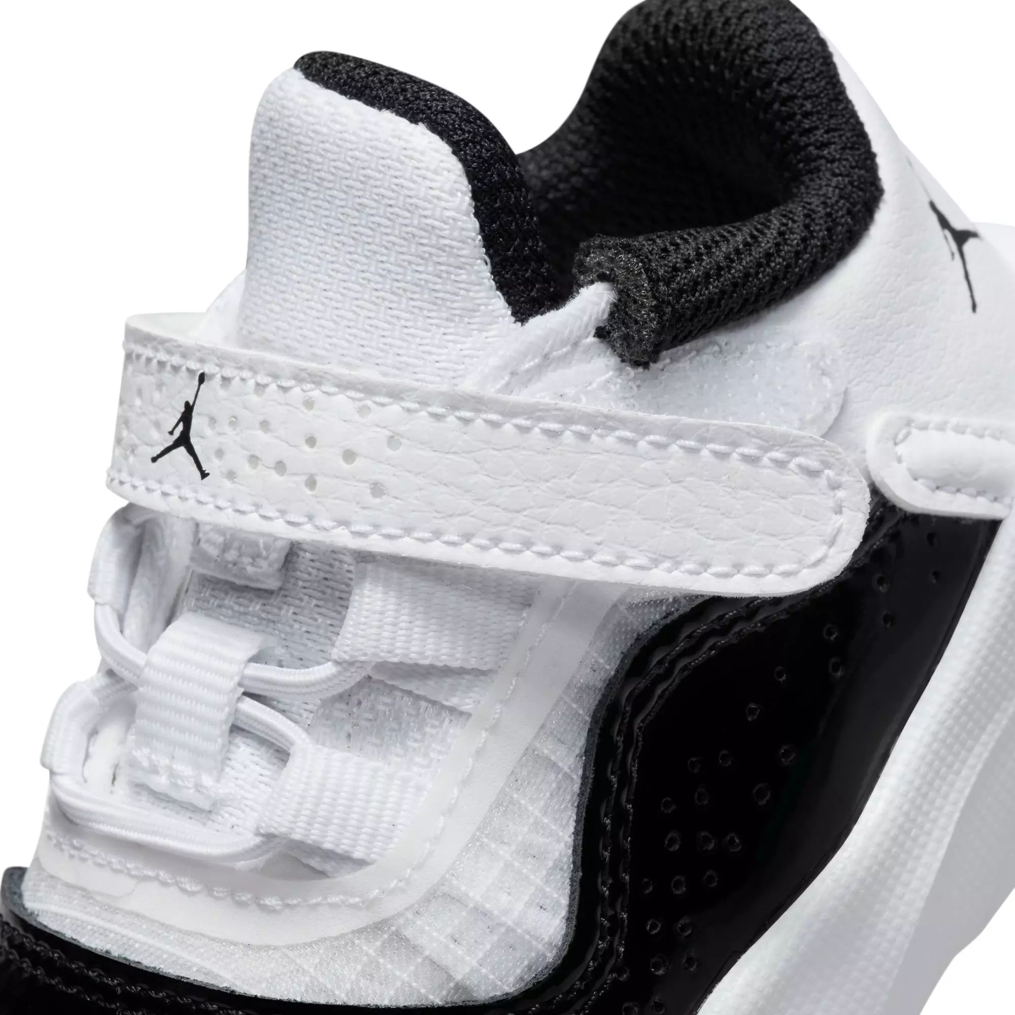 Jordan 11 CMFT Low "Bred" Toddler Boys' Shoe - WHITE/RED/BLACK