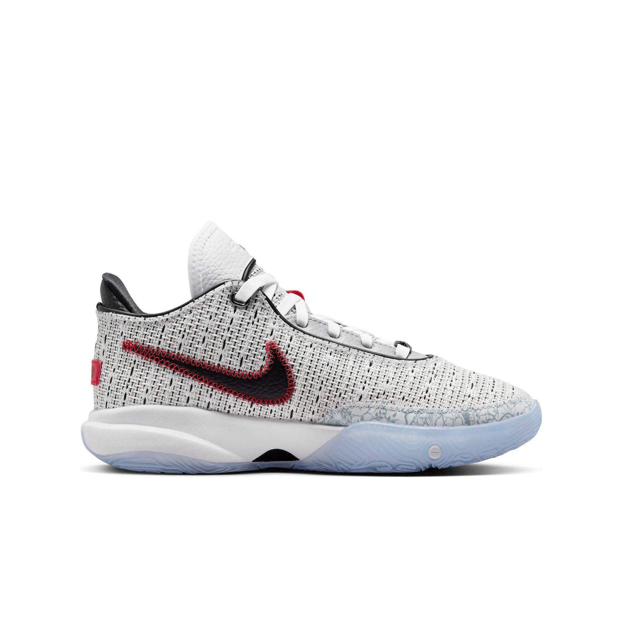 Lebron 15 hot sale hibbett sports