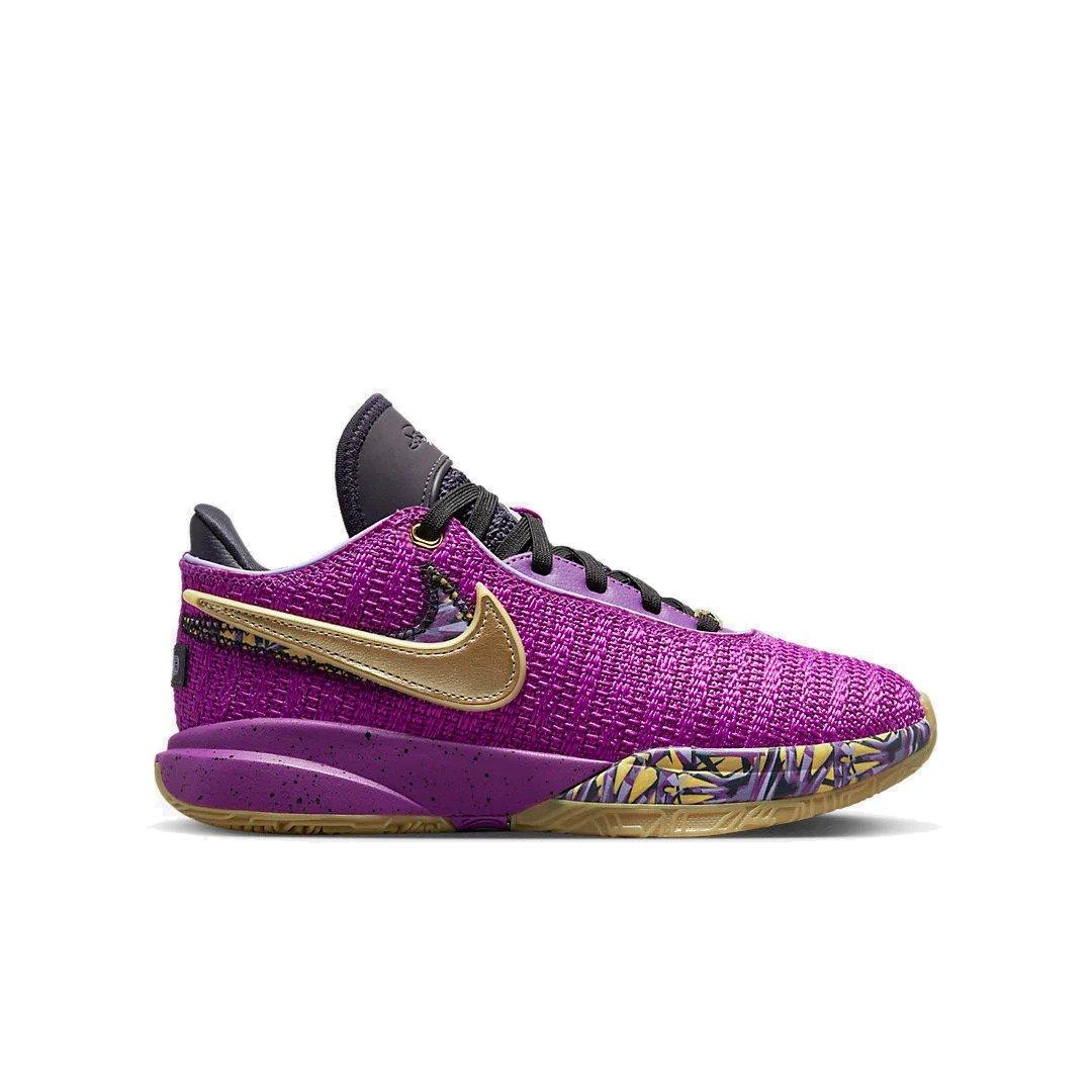 Gold and purple deals nike shoes