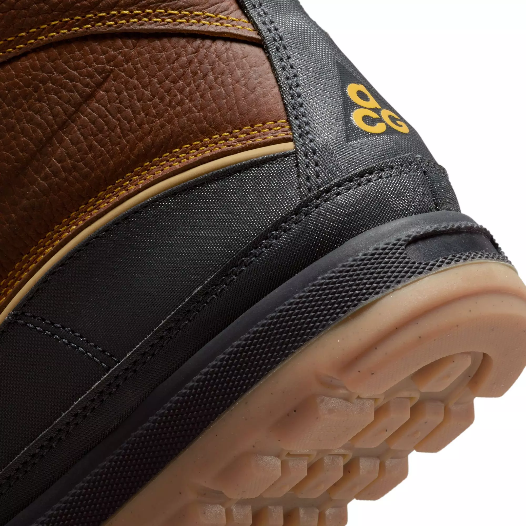 Nike Woodside II ACG "Dark Gold Leaf/Anthracite" Men's Boot - BLACK/TAN