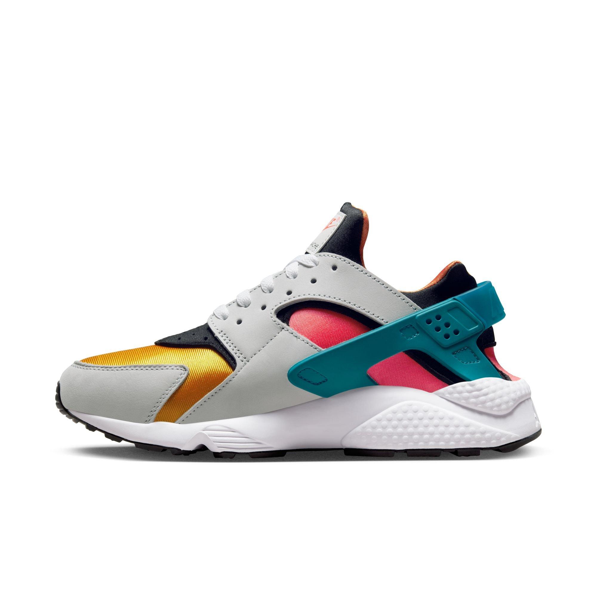 Nike Air Huarache sneakers in white and multi - WHITE