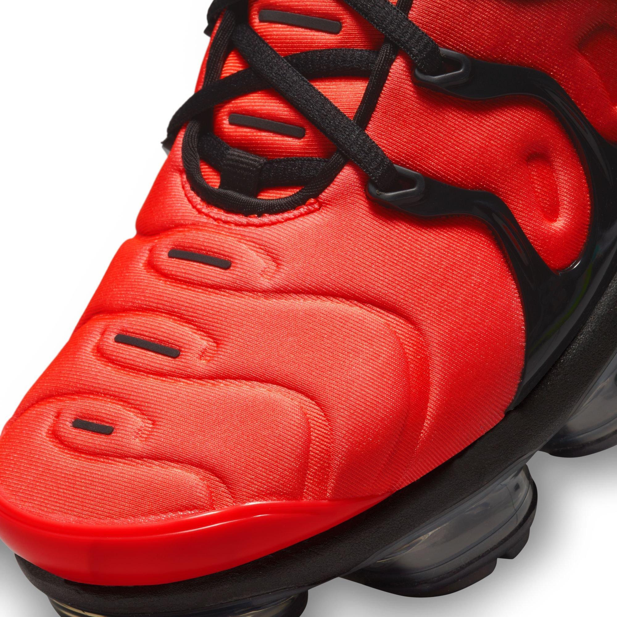 Foto Enredo Motel Nike Air VaporMax Plus "Black/Bright Crimson/Anthracite/White" Men's Shoe