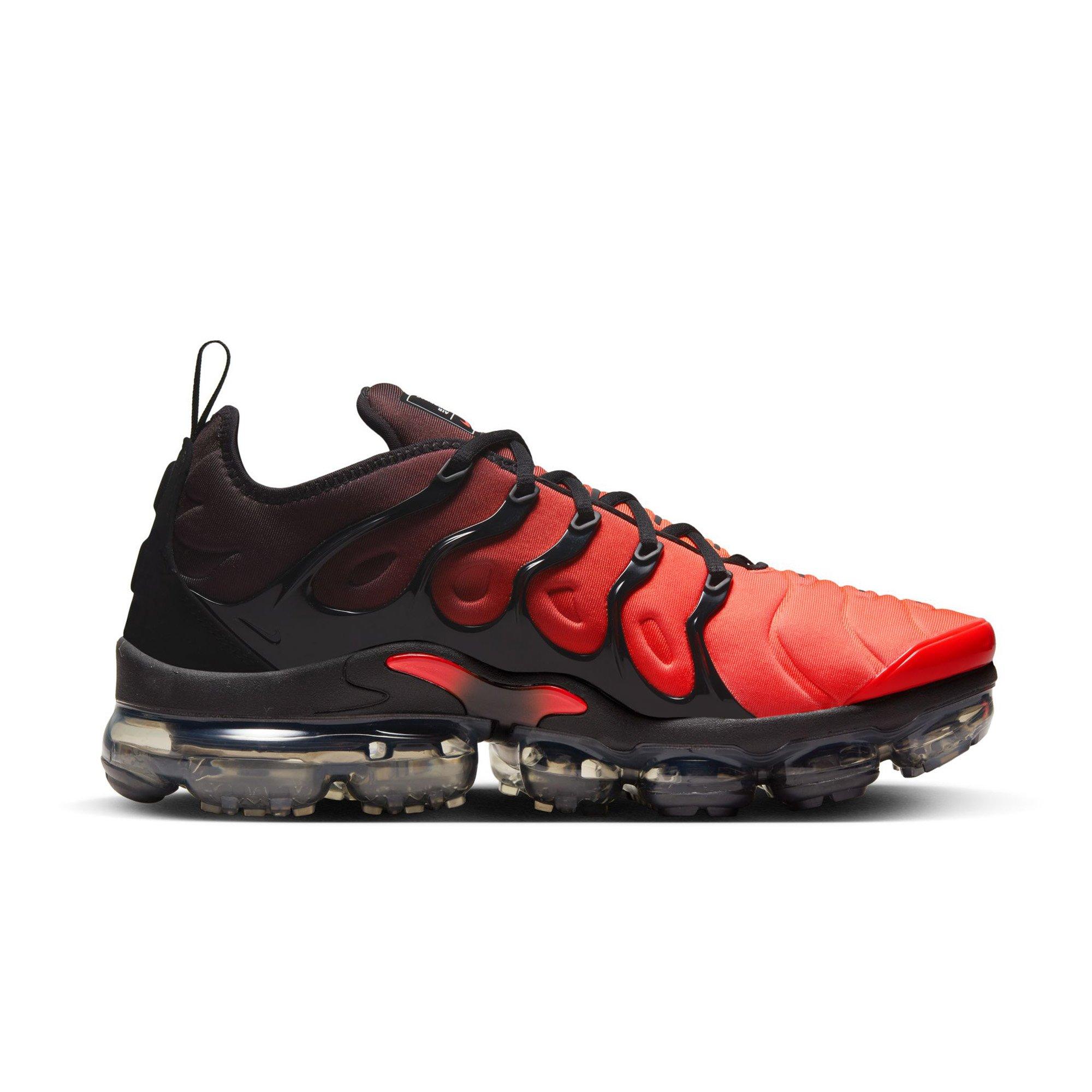 nike vapormax women's black and red