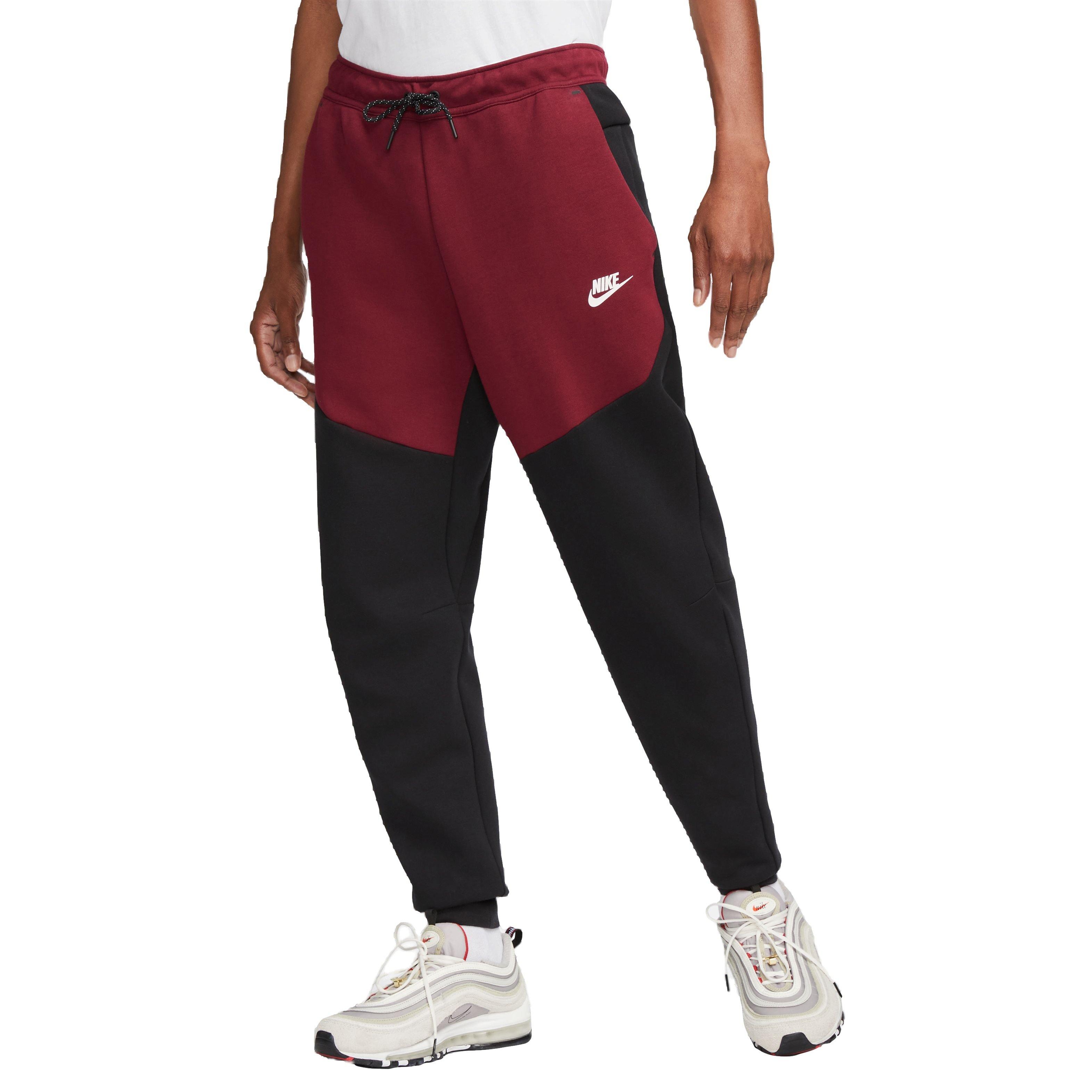 Hibbett sports 2025 nike joggers