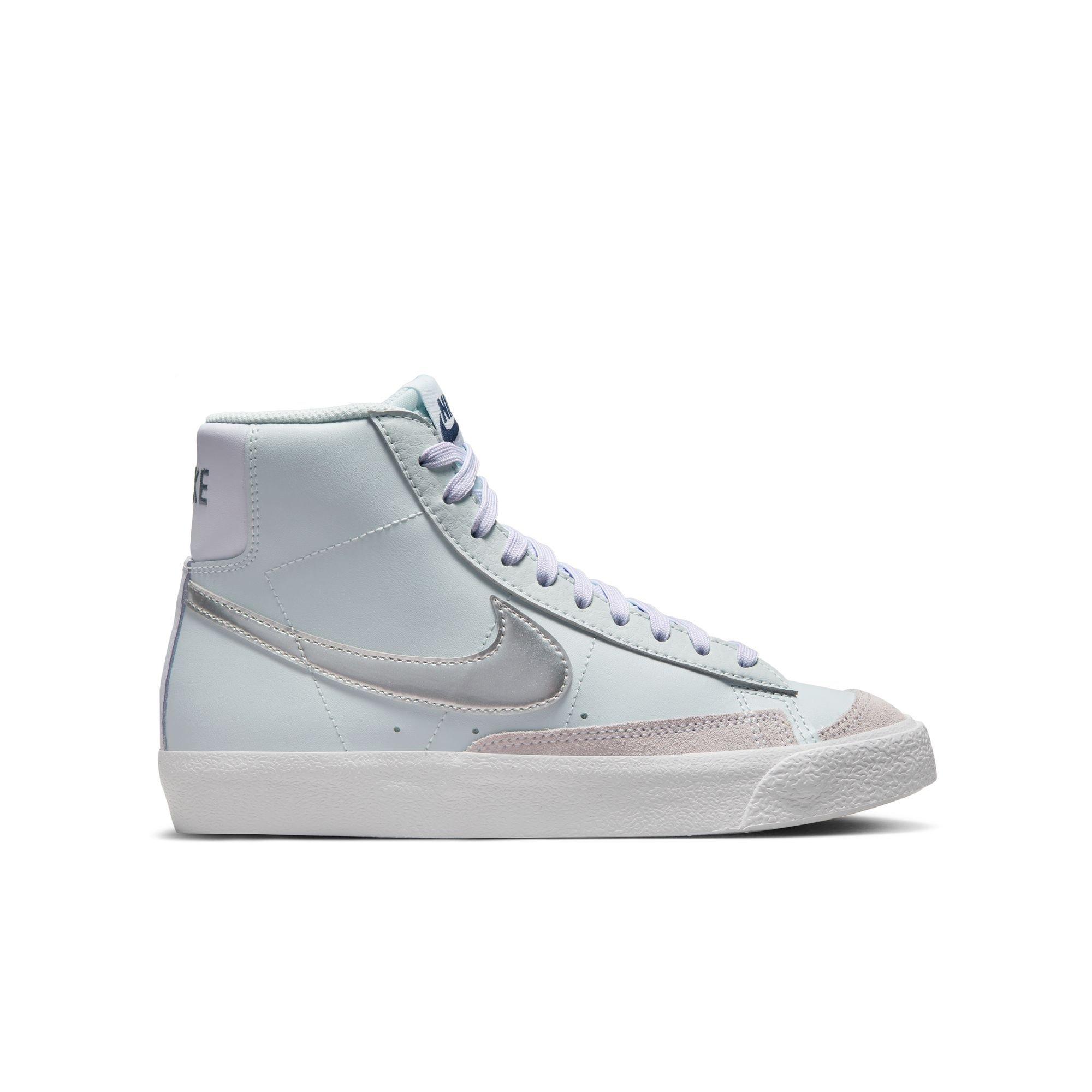 Nike Women's Blazer Mid '77 Vintage - 12 / White | Black | Sail