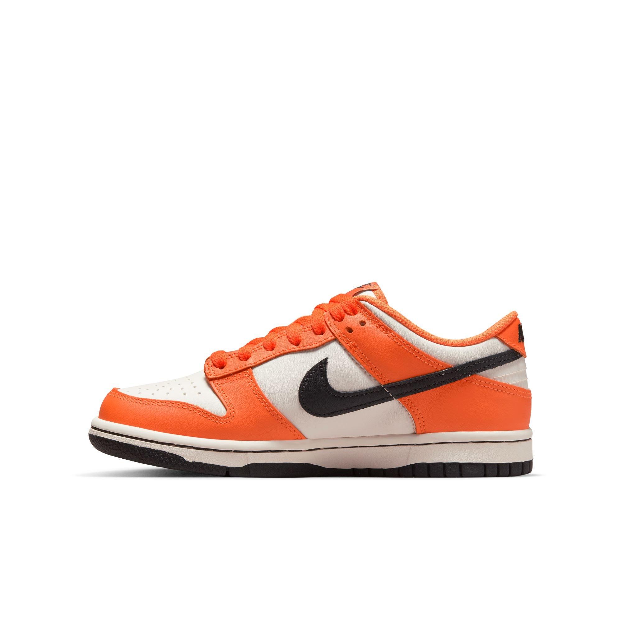 nike dunk low orange