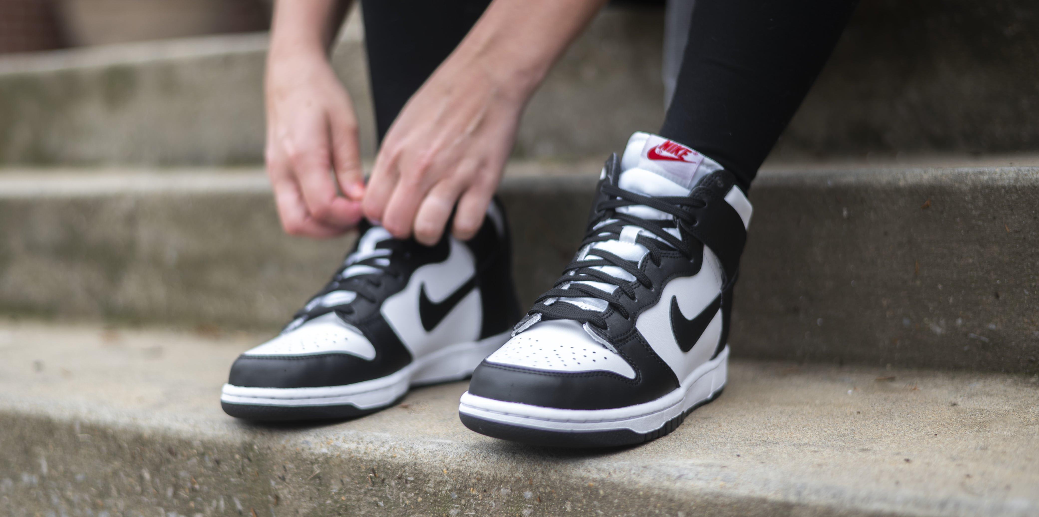 dunk high black on feet