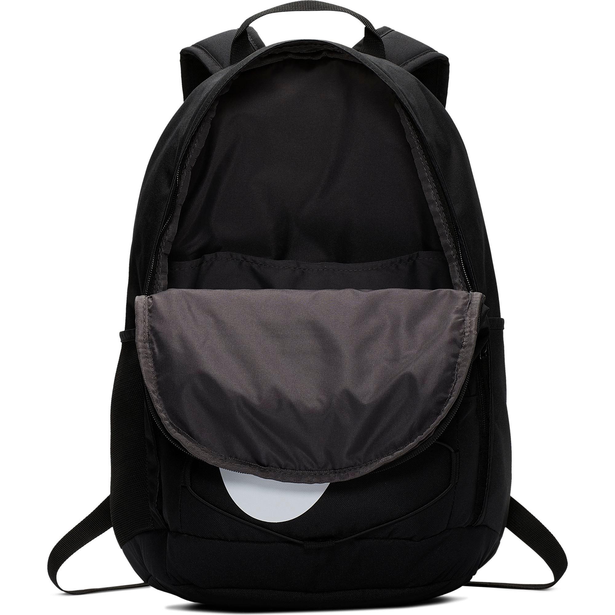 nike hayward 2.0 backpack