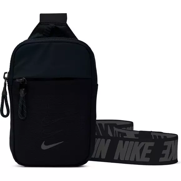 Nike Sportswear Essentials Hip Pack-Small