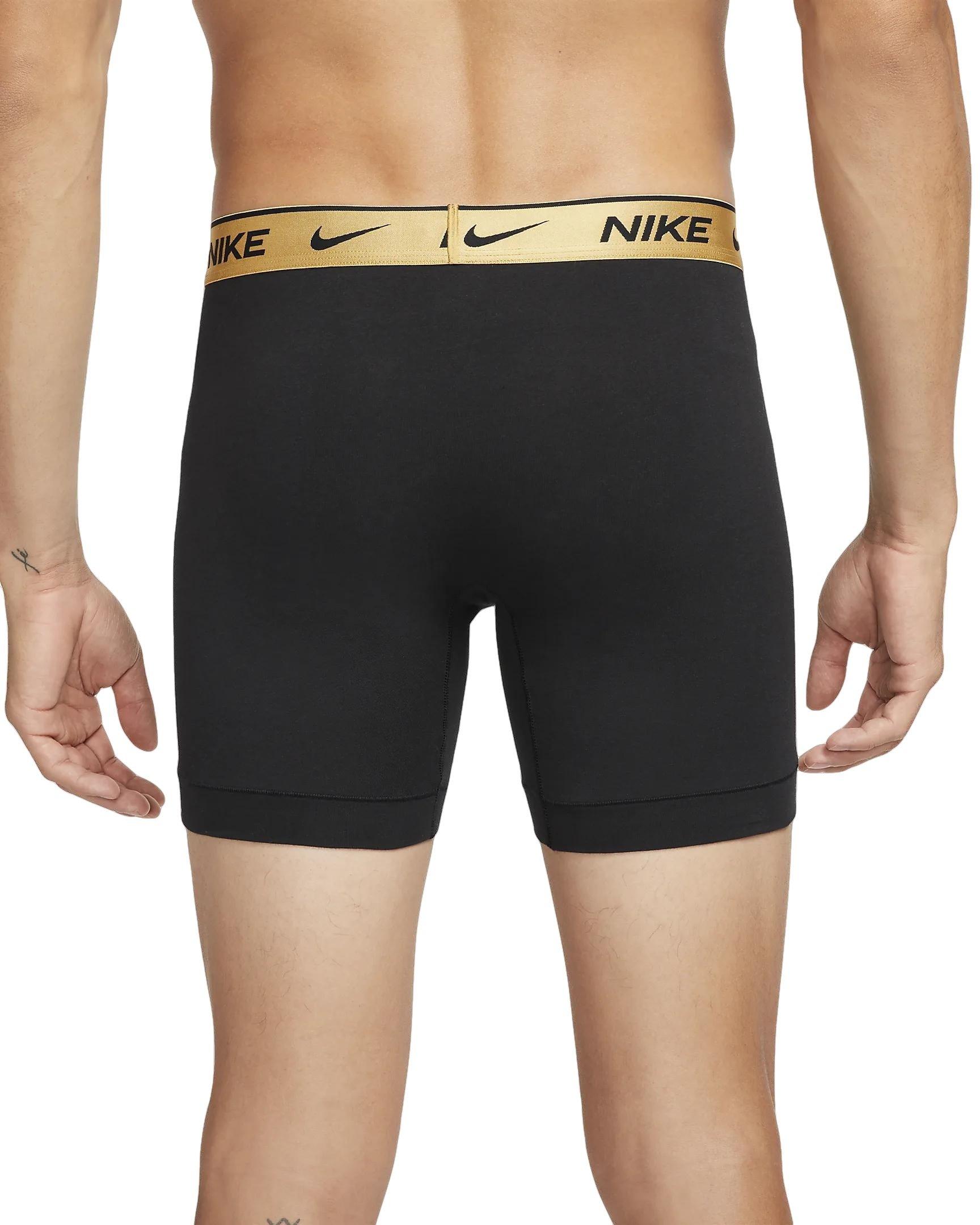  Nike Mens 3-Pack Dri-FIT Essential Cotton Stretch
