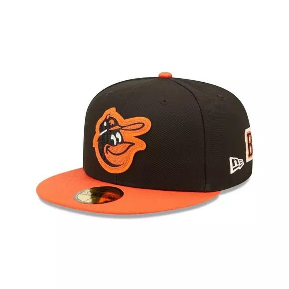 NEW ERA LETTERMAN BALTIMORE ORIOLES FITTED HAT (RED/BLACK