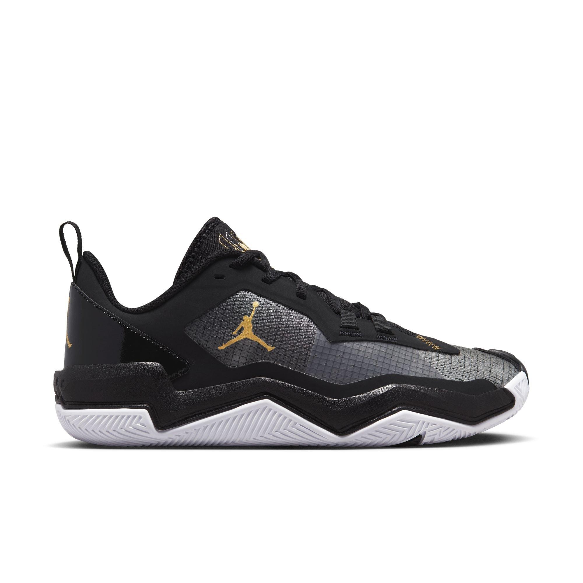 Black and clearance gold 15s jordans