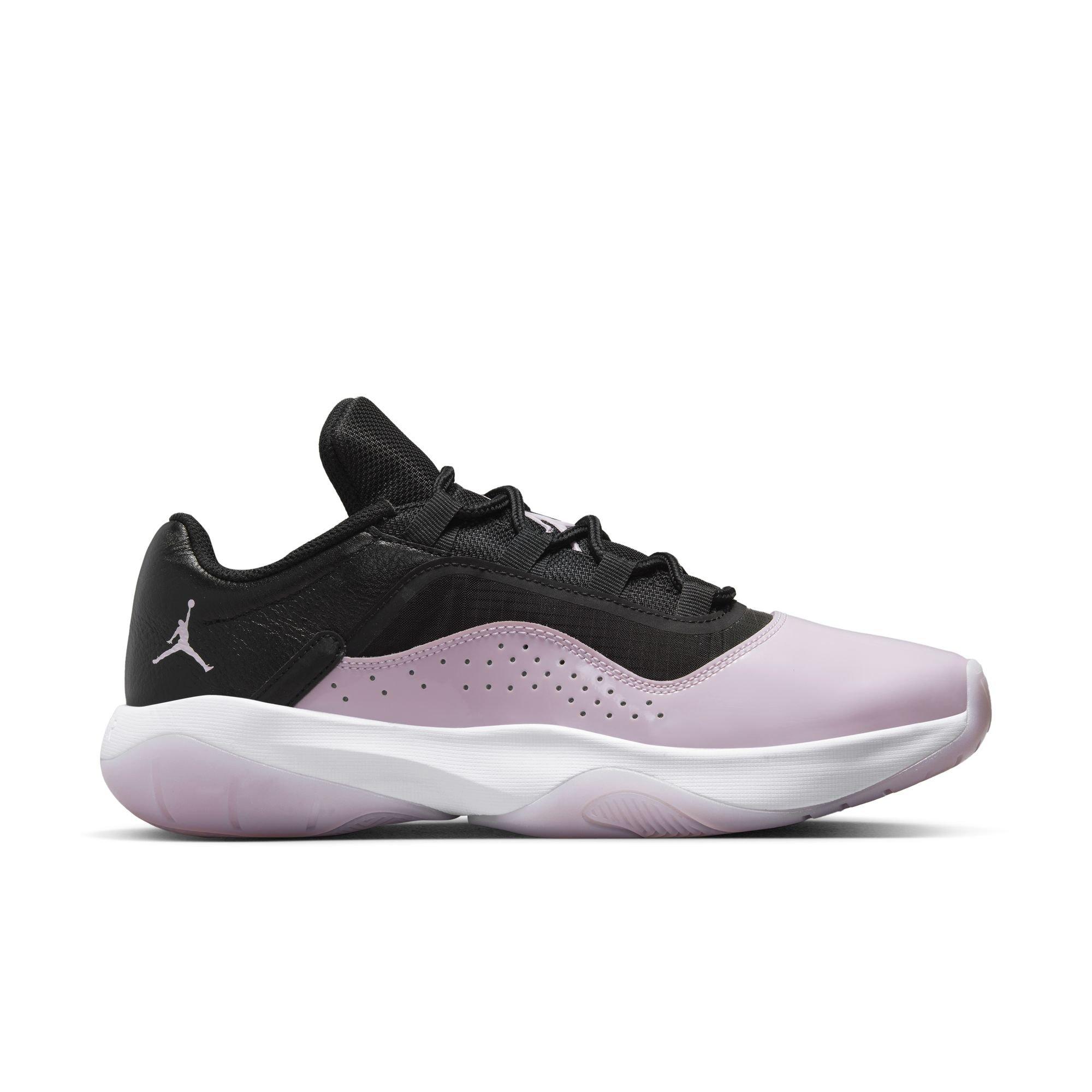 Hibbett sports best sale jordans 11