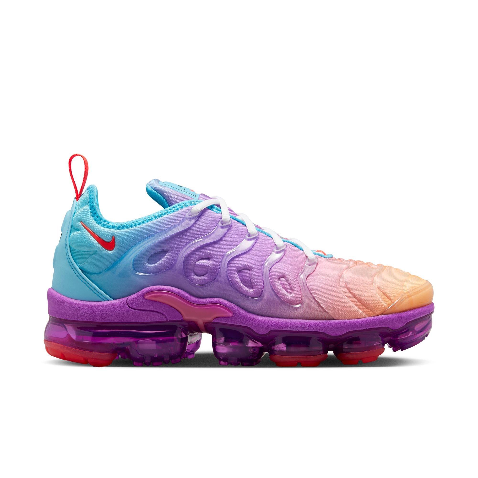vapormax neon orange
