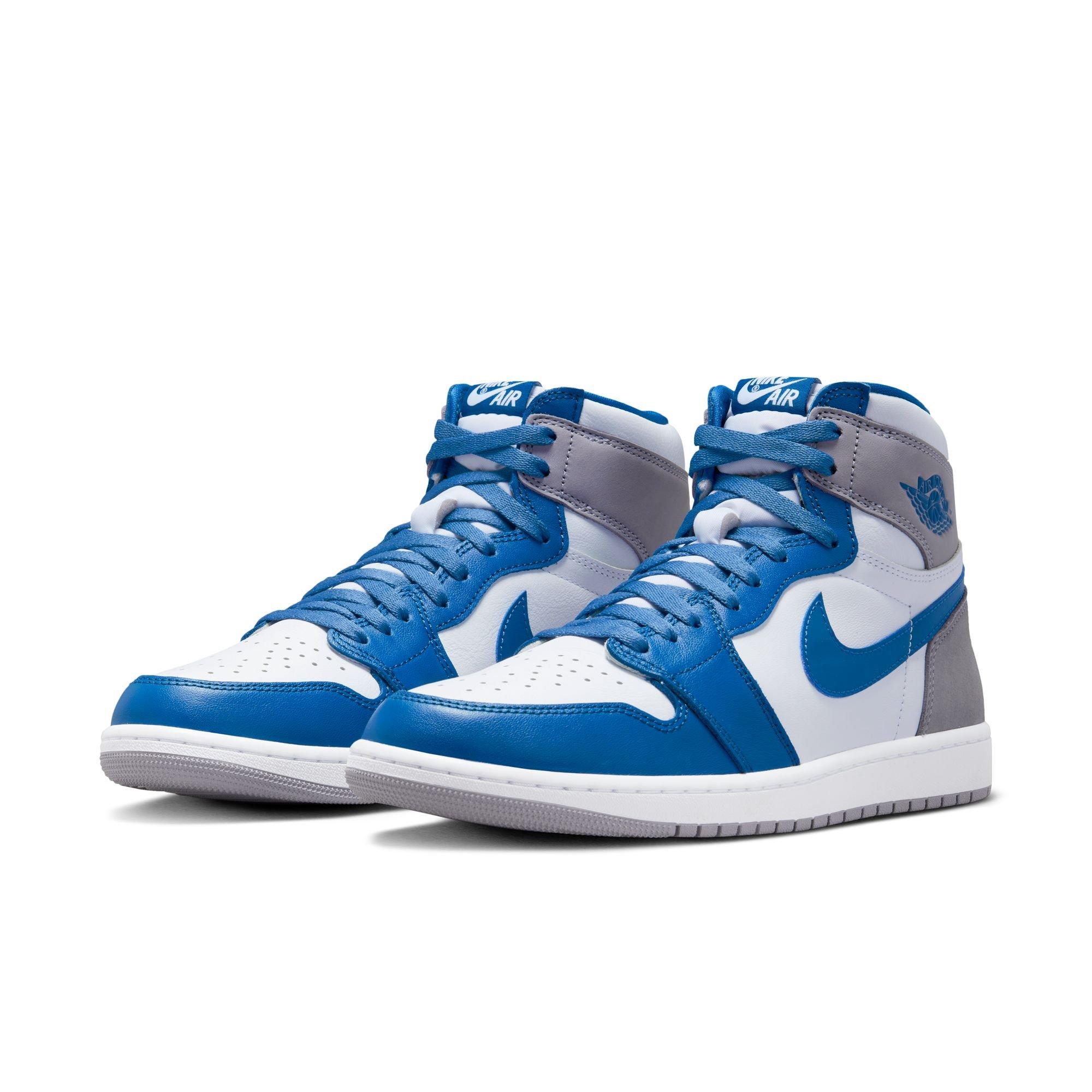 Jordan retro hotsell 1 blue white