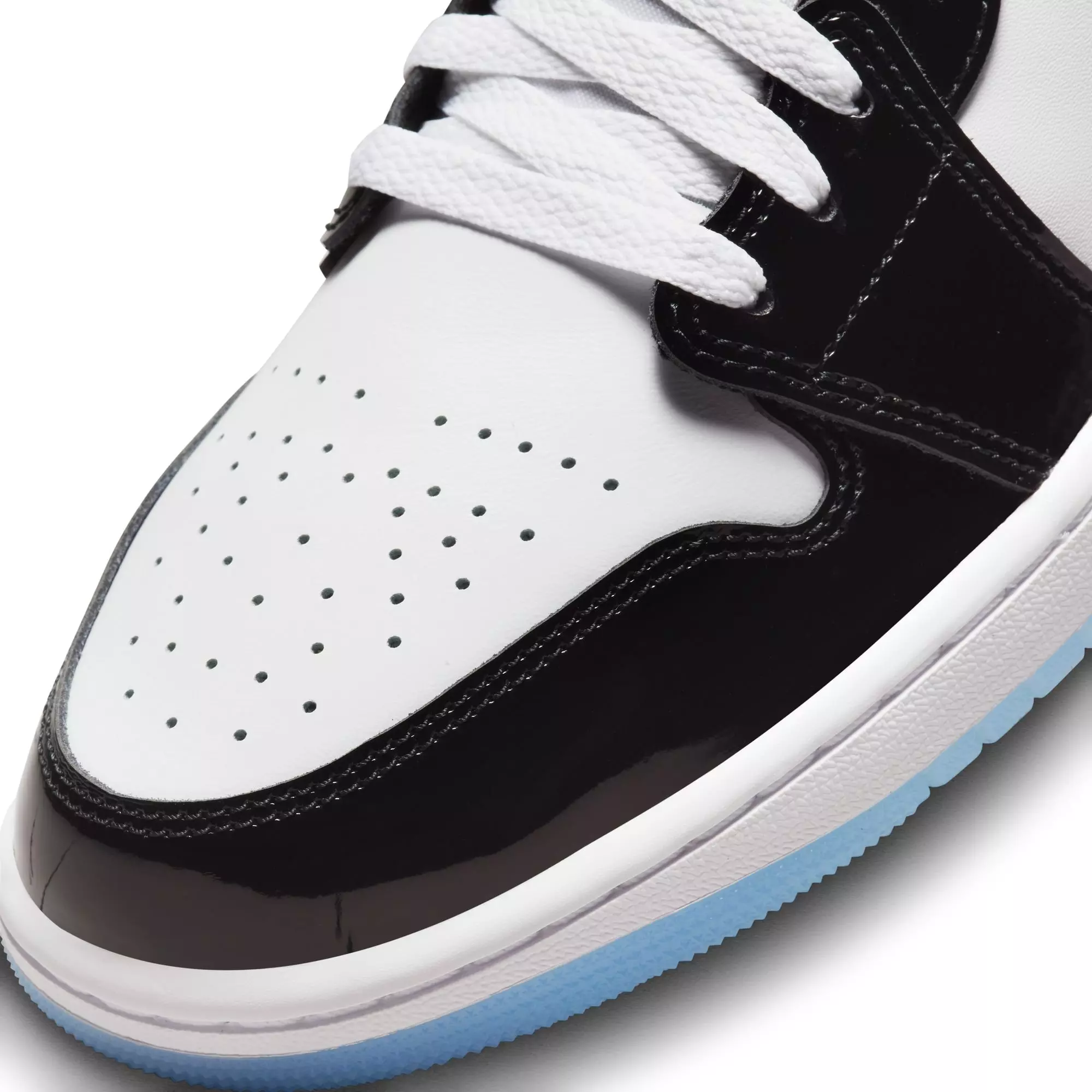 Jordan 1 Low SE "White/Black" Men's Shoe - WHITE/BLACK