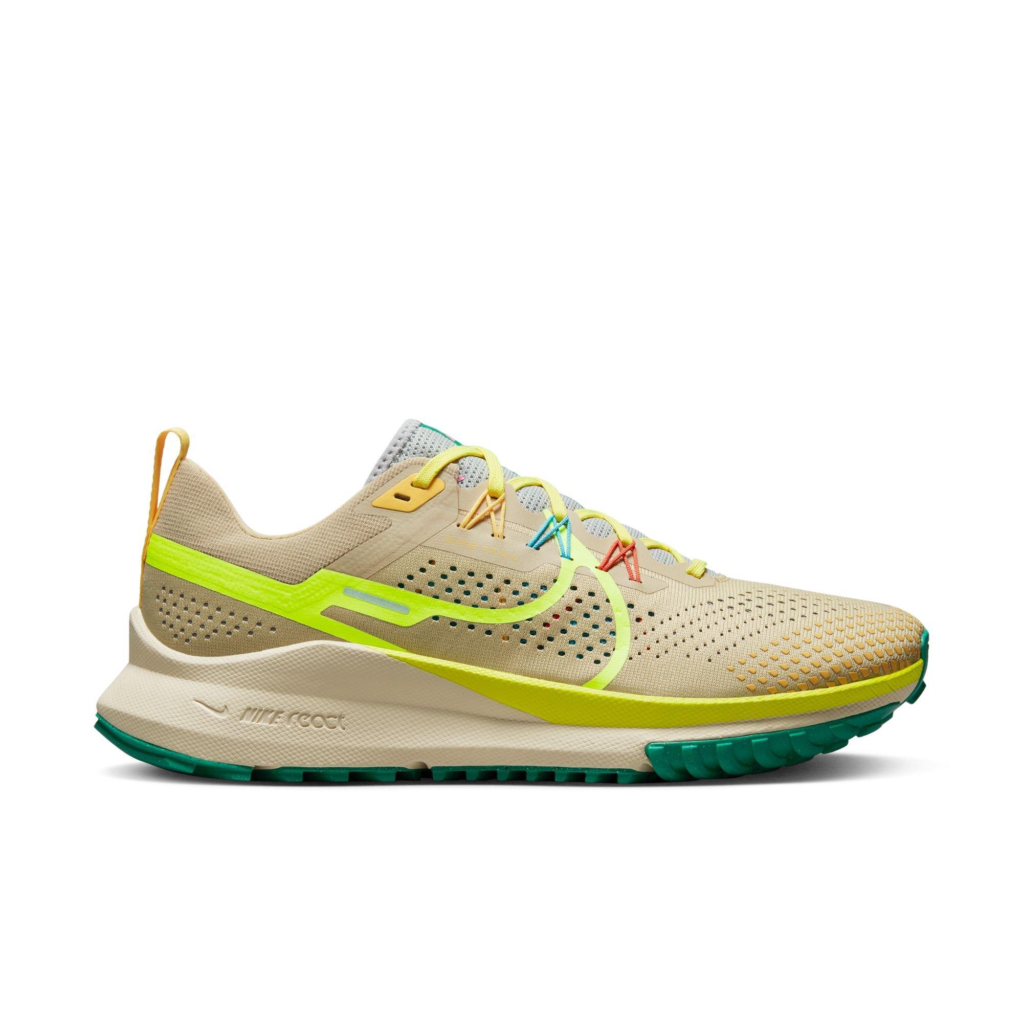 Nike pegasus volt hotsell