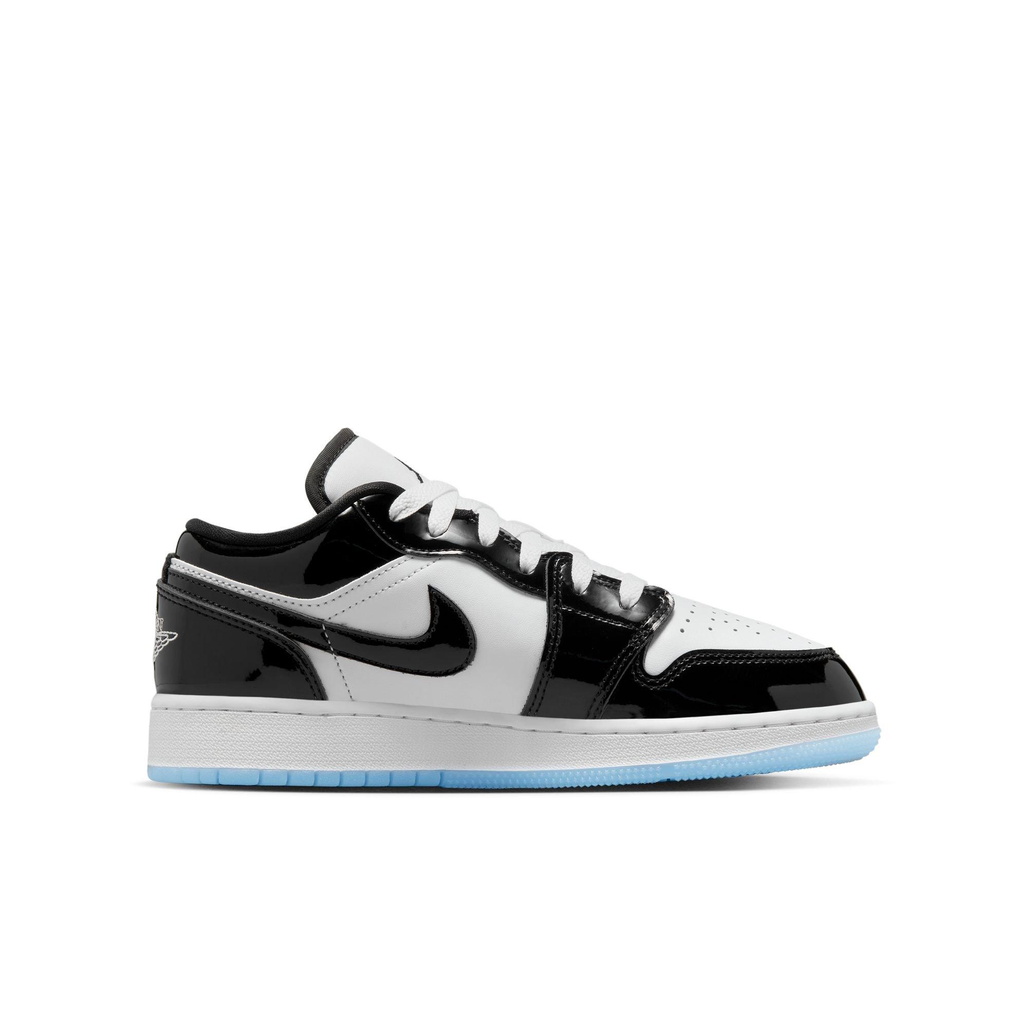 Jordan 1 Low SE Grade School Kids' "White/Black" Shoe