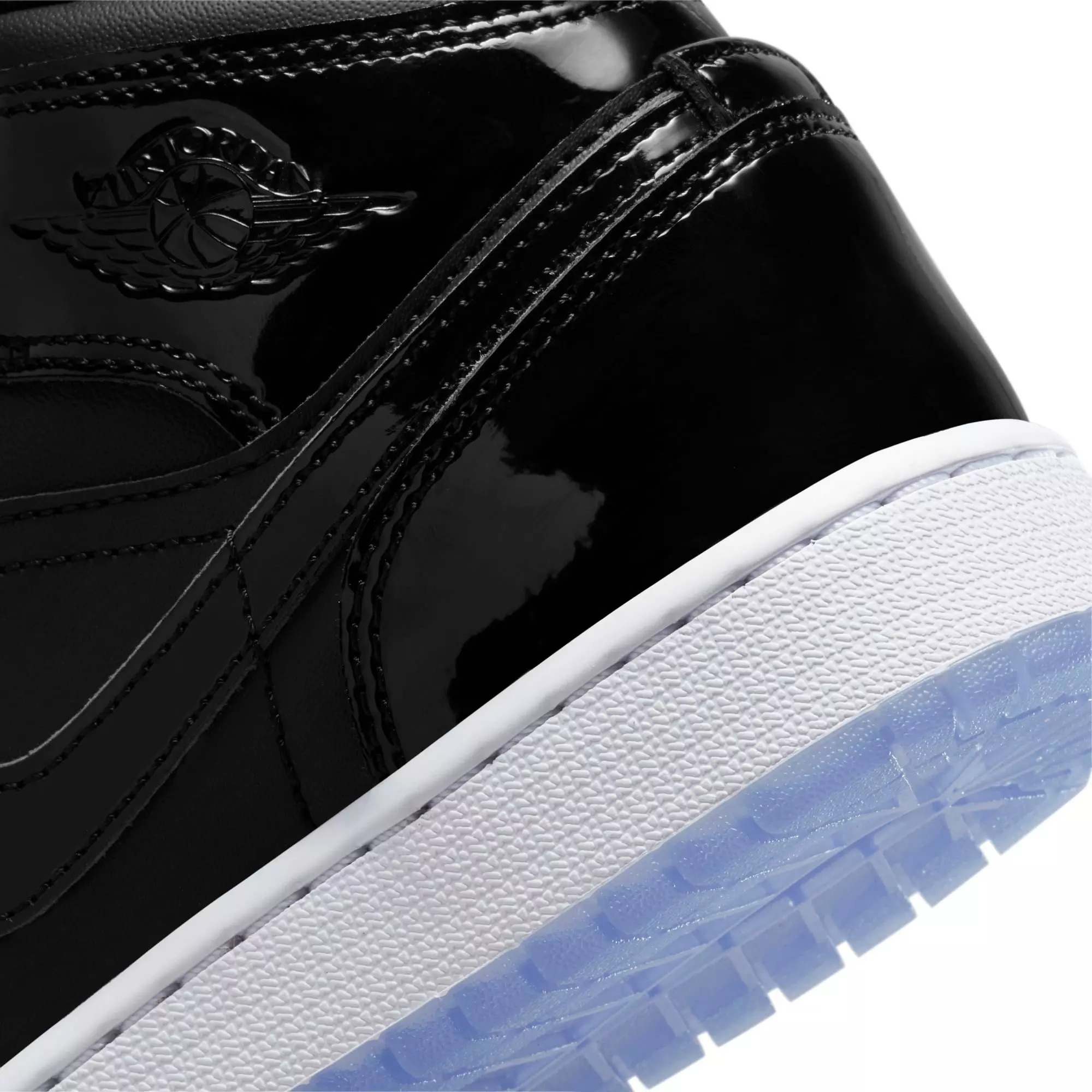 Jordan 1 Mid SE "Black/Dark Concord/White" Grade School Kids' Shoe - BLACK/DARK CONCORD/WHITE