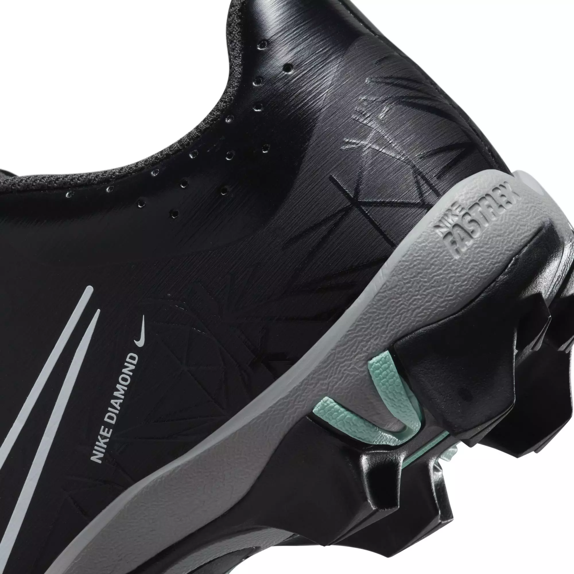 Nike Hyperdiamond 4 Keystone GG "Black/White/Dk Smoke" Grade School Girls' Softball Cleat - BLACK/WHITE