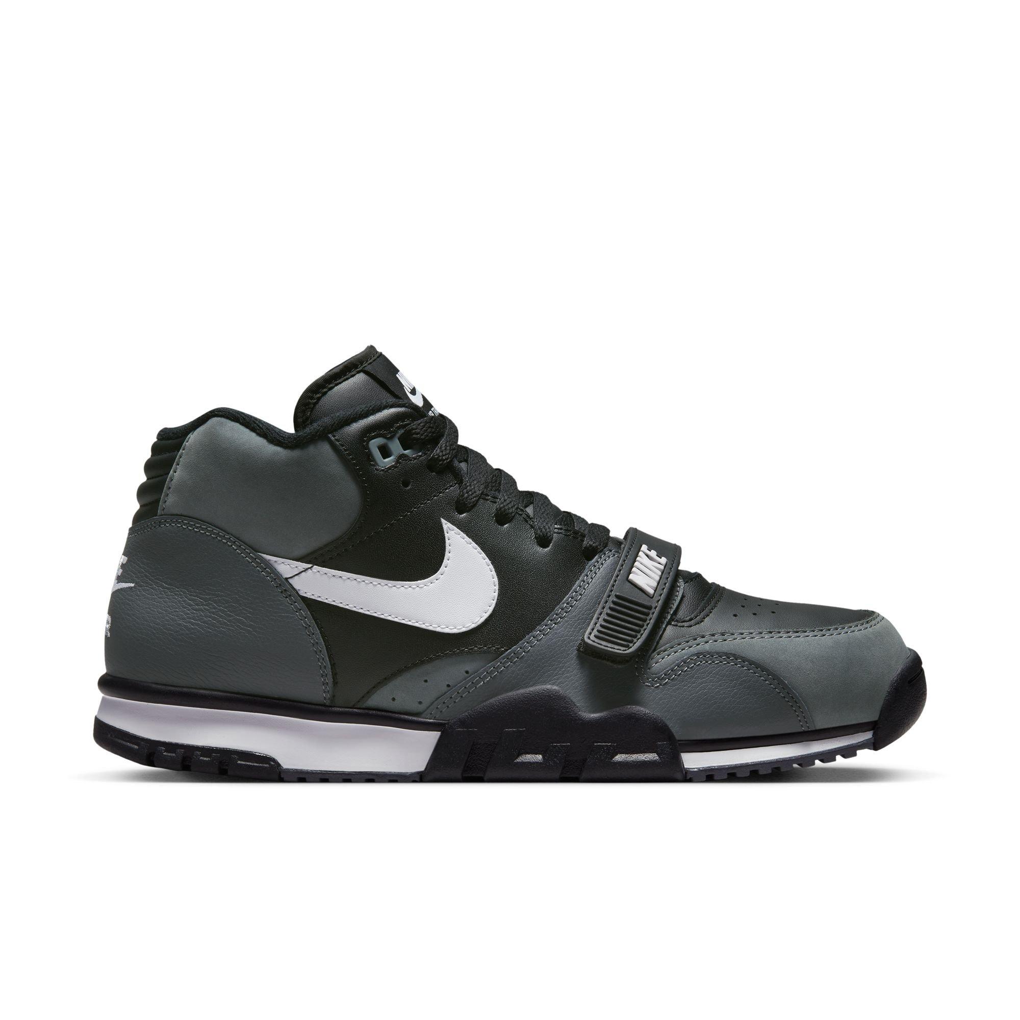 Air max trainer 1 black sale