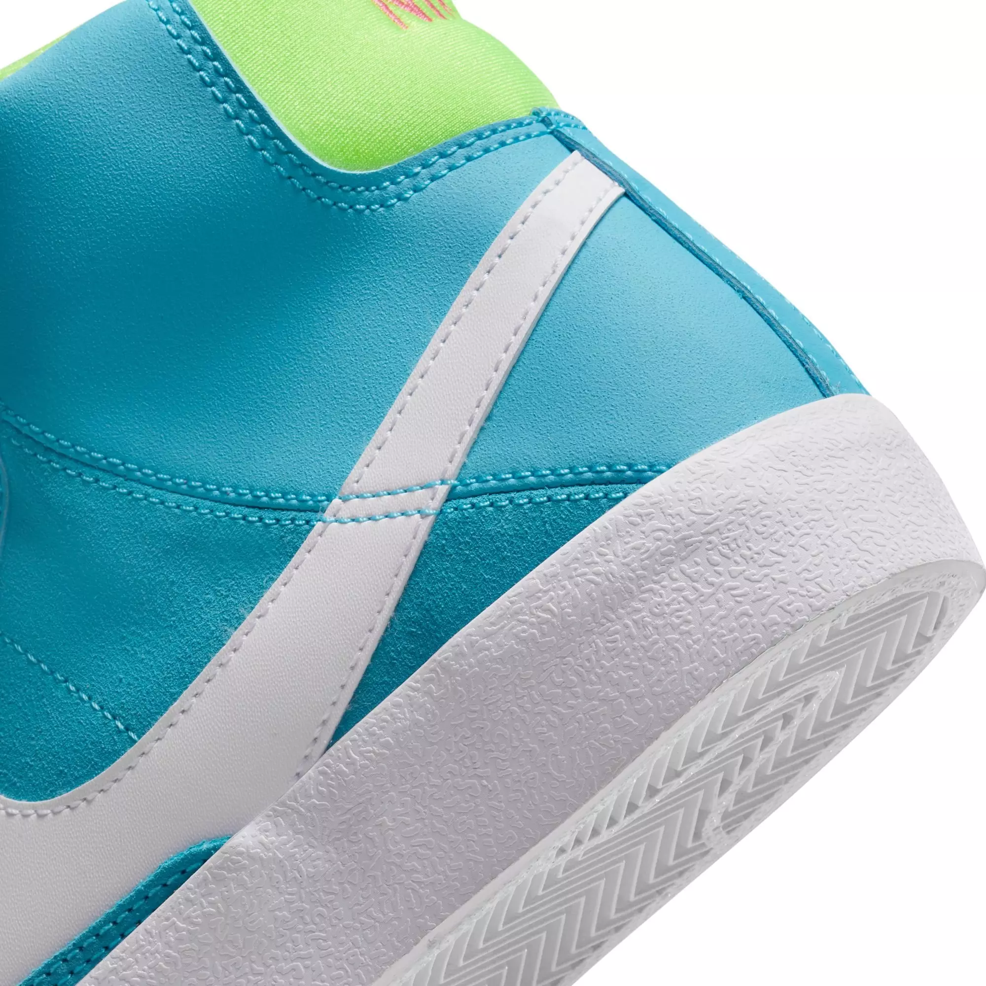 Nike Blazer Mid '77 "Baltic Blue/White/Pink Glow/Volt" Grade School Girls' Shoe - BLUE/PINK
