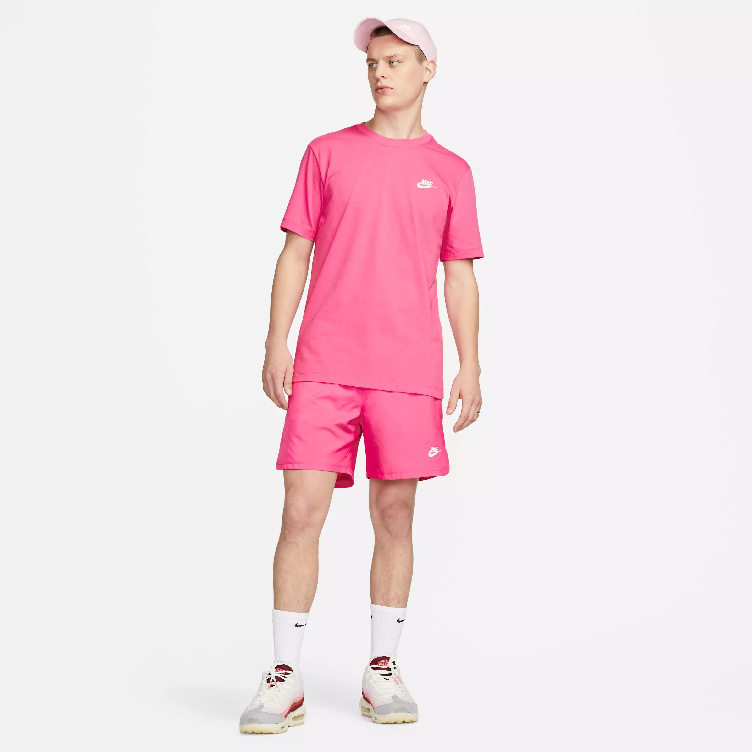 Nike Men's Sportswear Club Graphic Tee - Pink - PINK