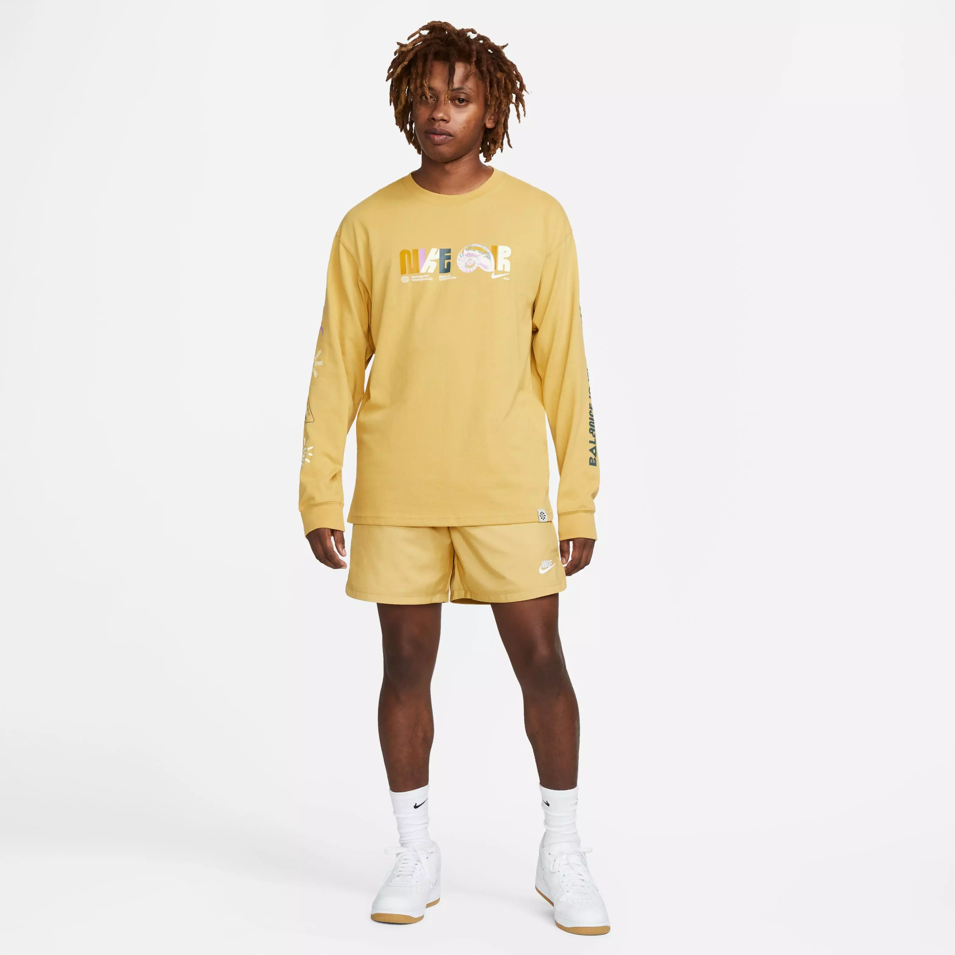 Nike Men's Sportswear Sport Essentials Woven Lined Flow Shorts-Gold - GOLD