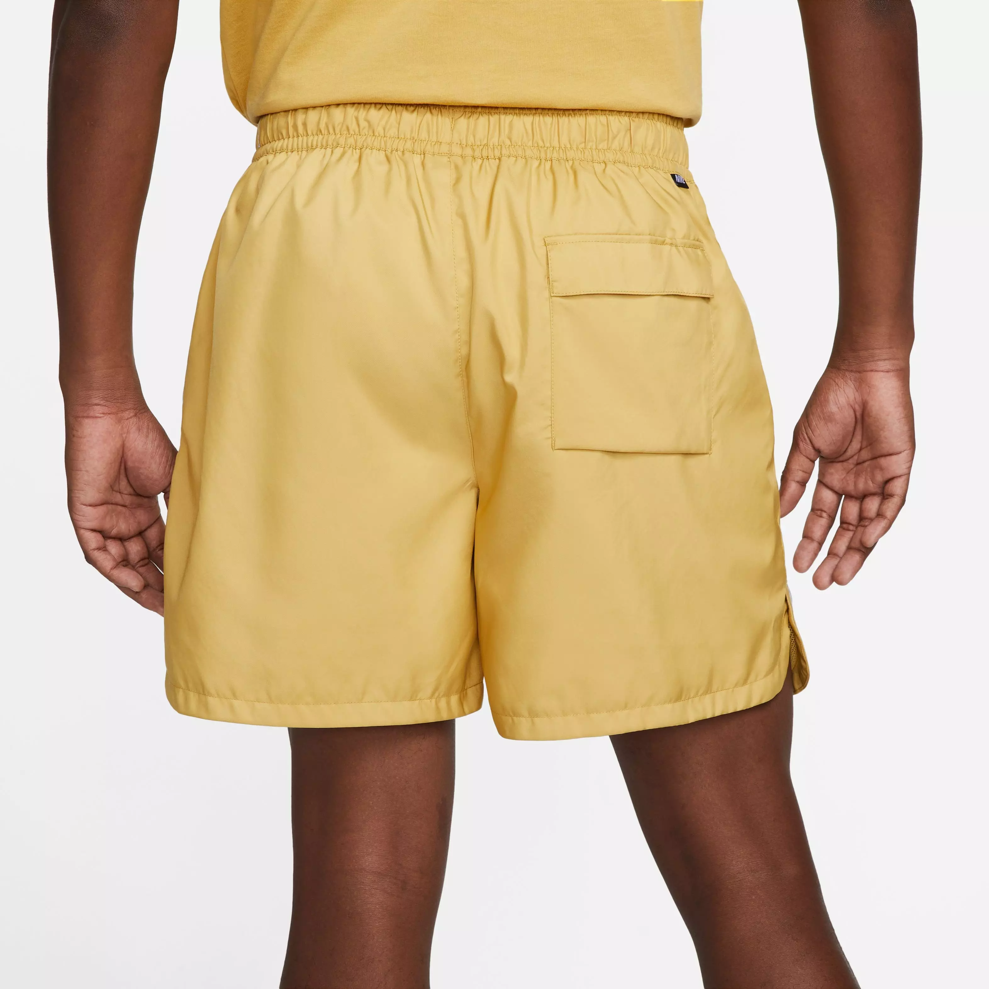 Nike Men's Sportswear Sport Essentials Woven Lined Flow Shorts-Gold - GOLD